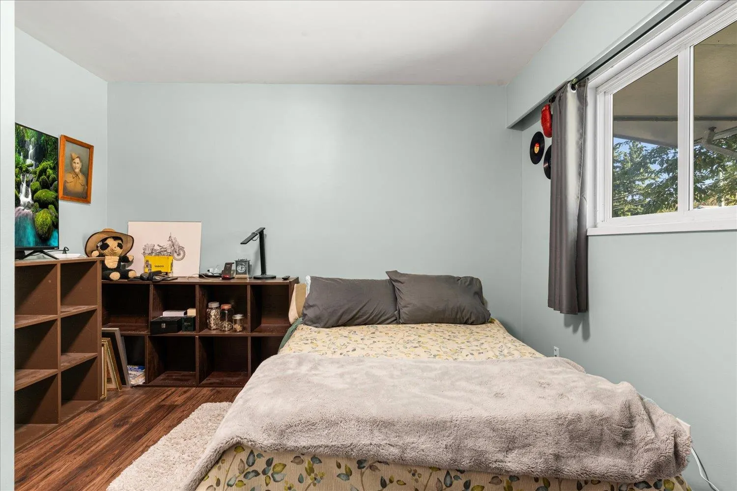 9395 Carleton Street