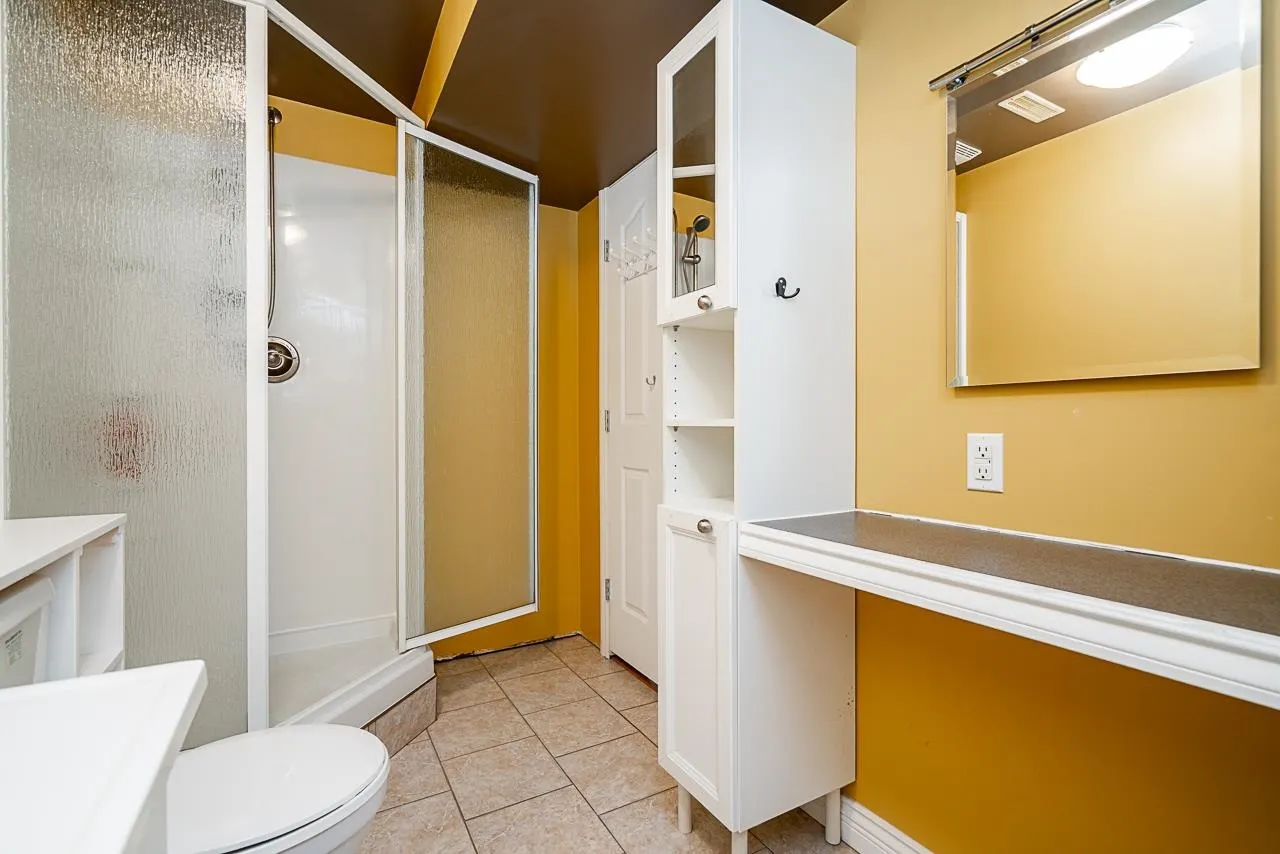 39 6450 Blackwood Lane