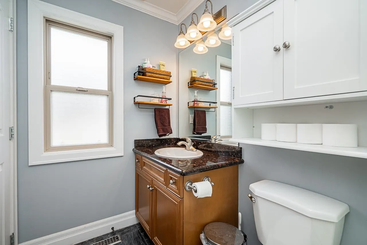 39 6450 Blackwood Lane