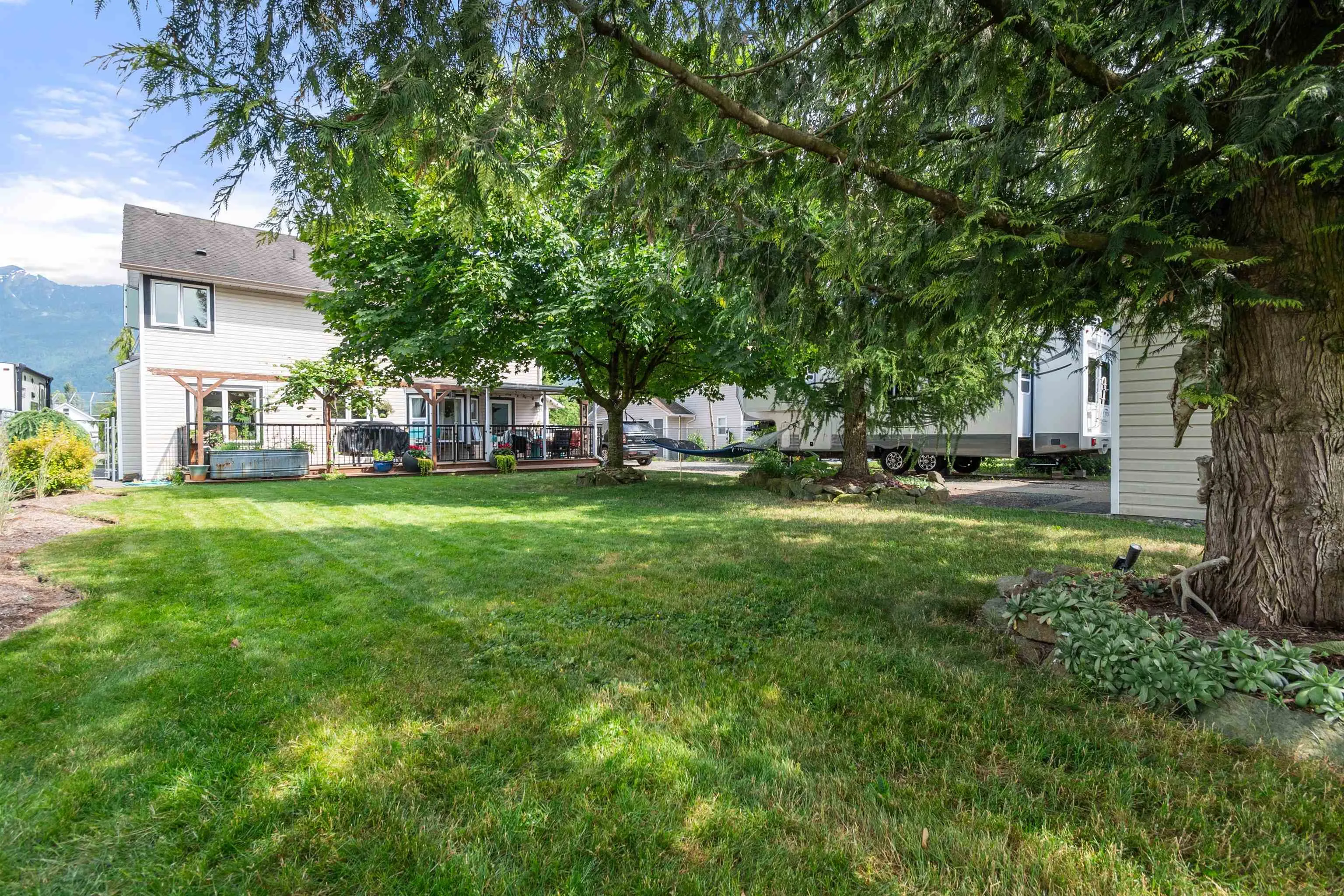 9445 Rosepark Place