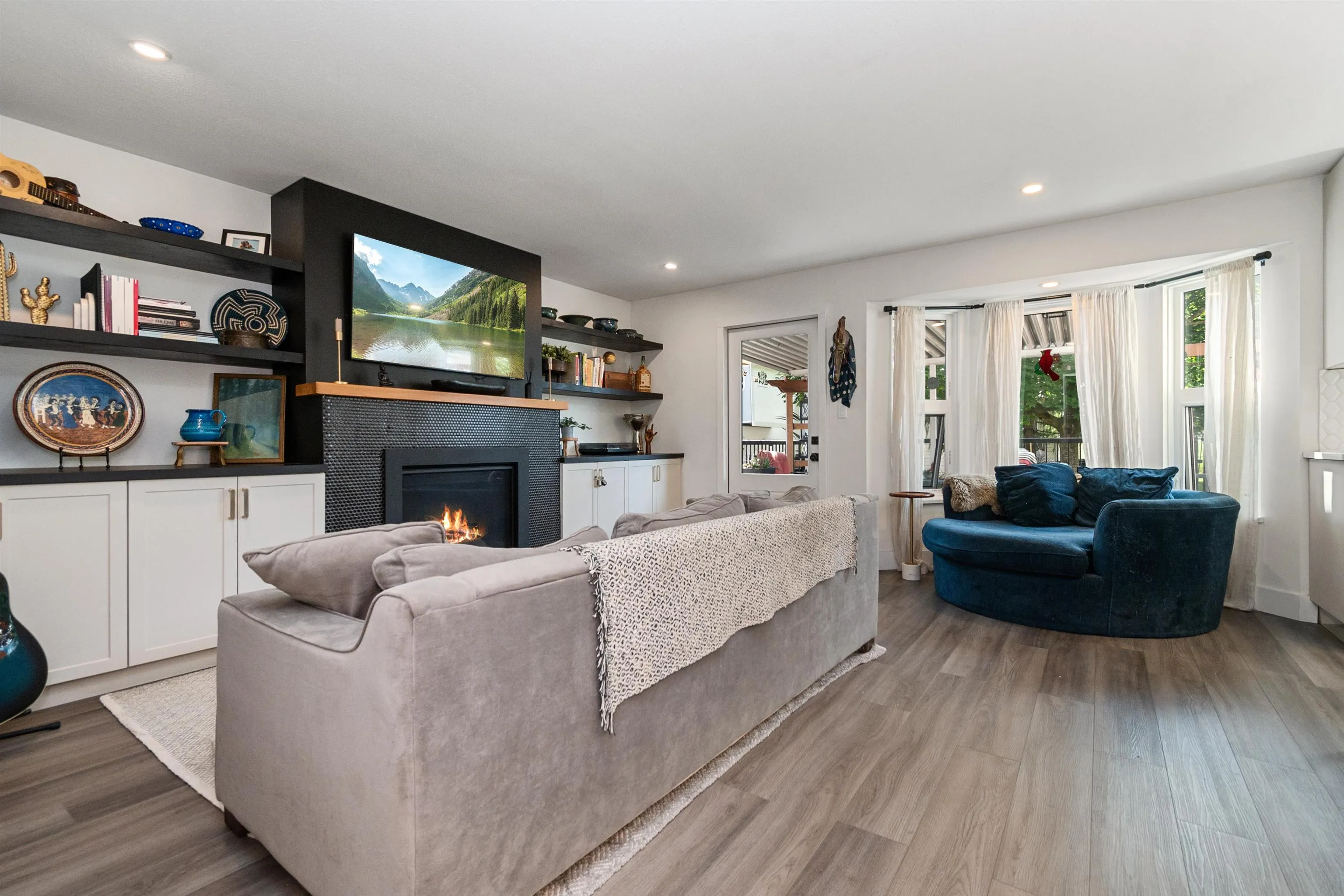 9445 Rosepark Place