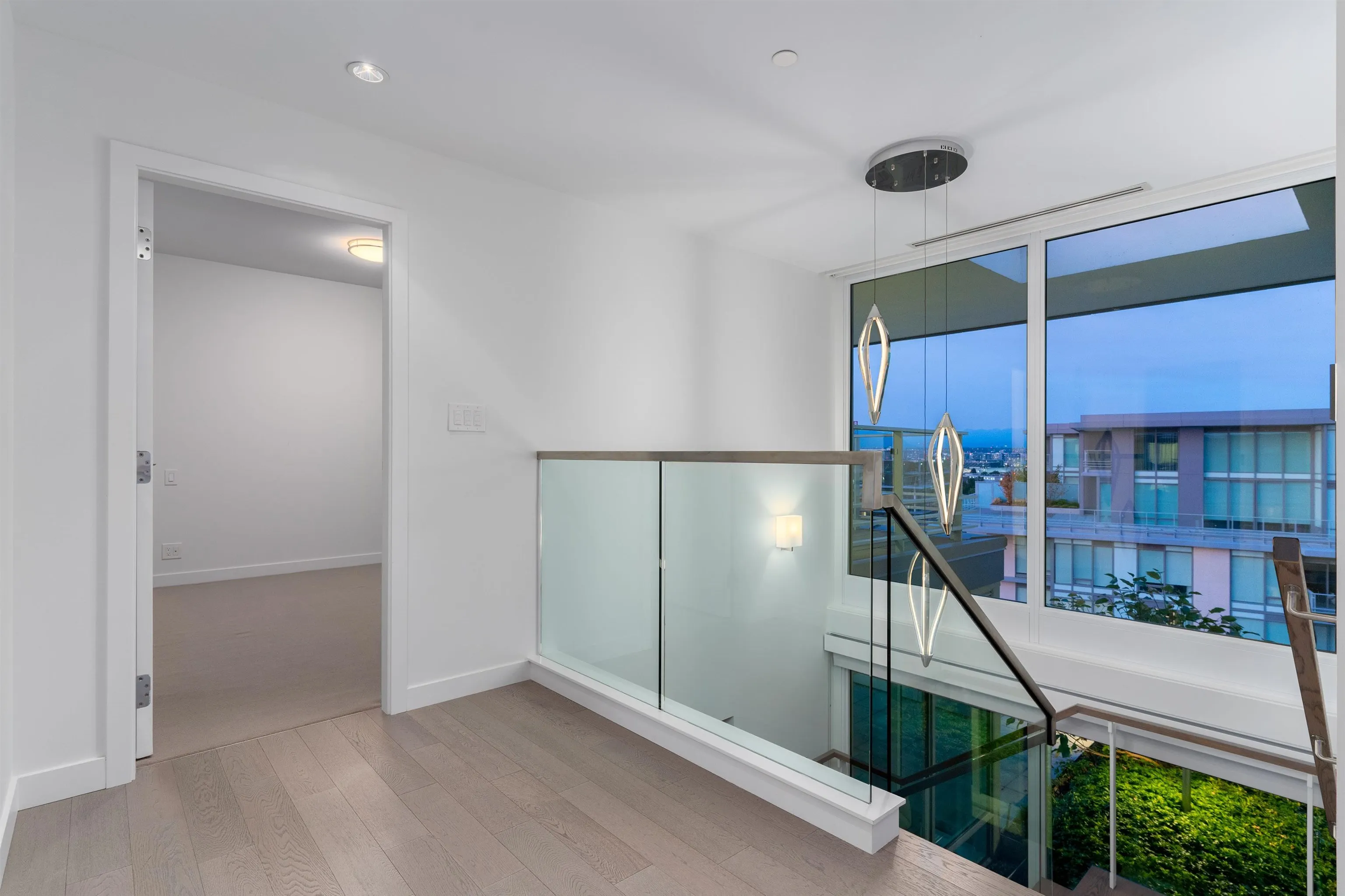 1205 6622 Pearson Way