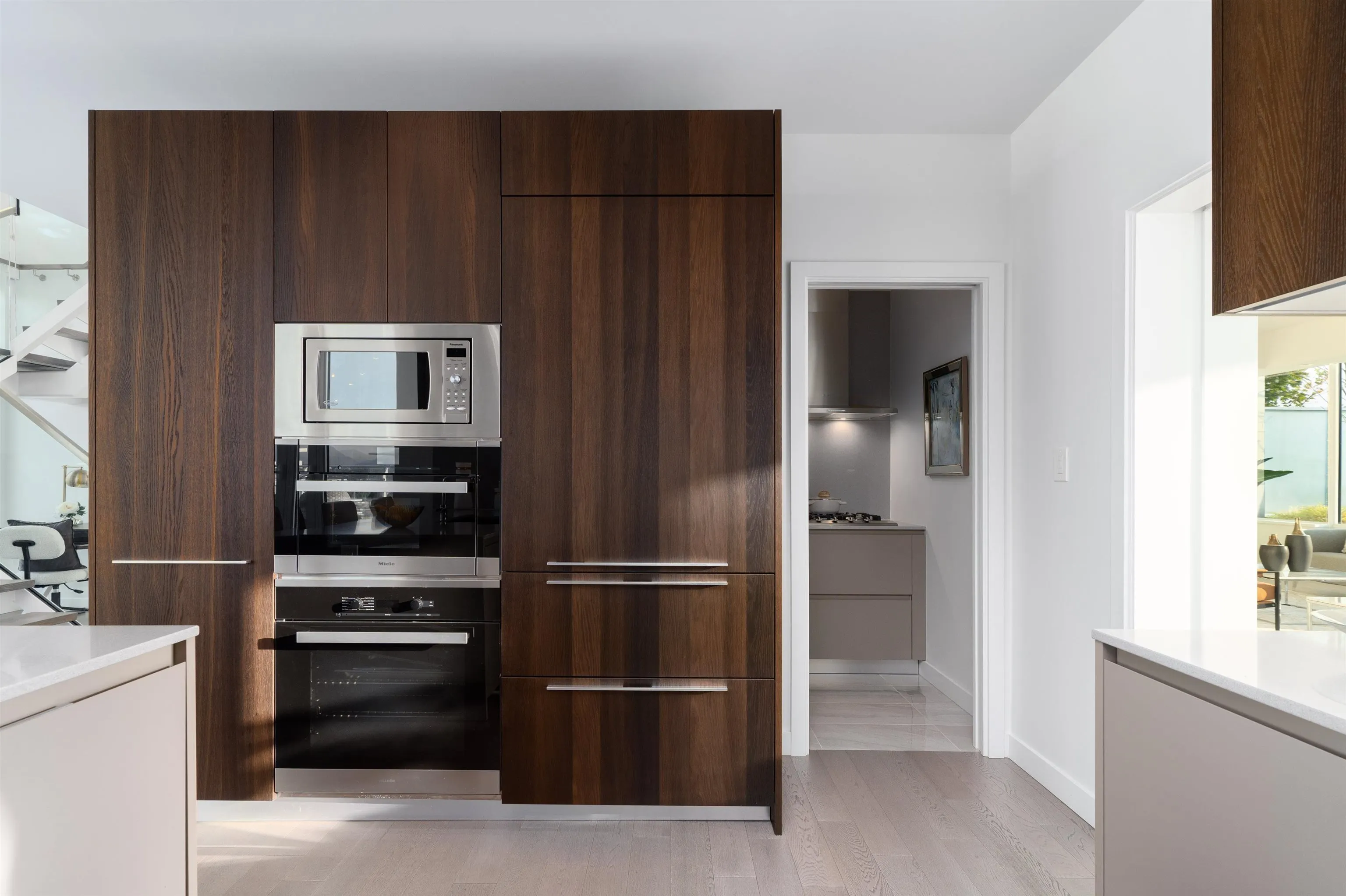 1205 6622 Pearson Way