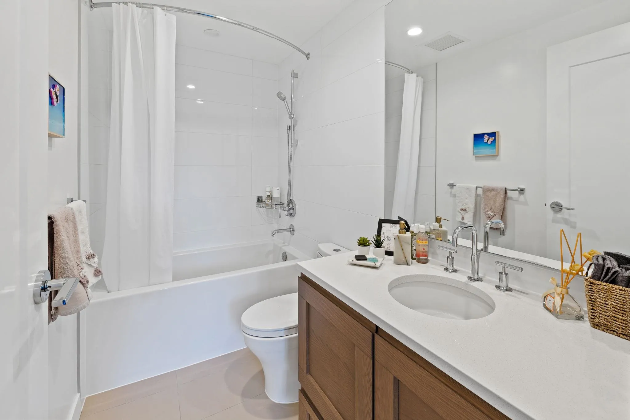 1603 5629 Birney Avenue