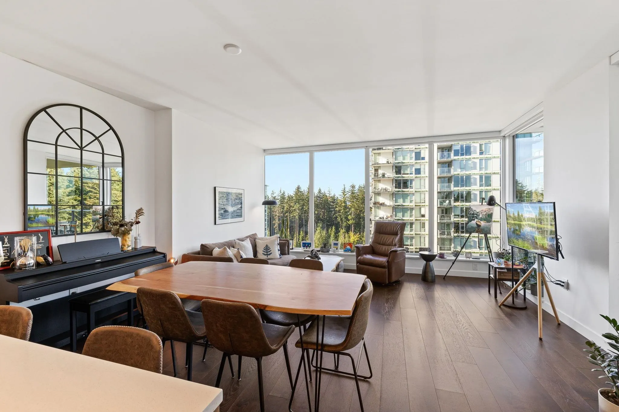 1603 5629 Birney Avenue