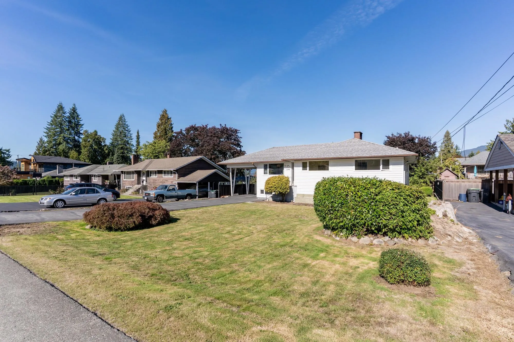 1349 Summit Drive