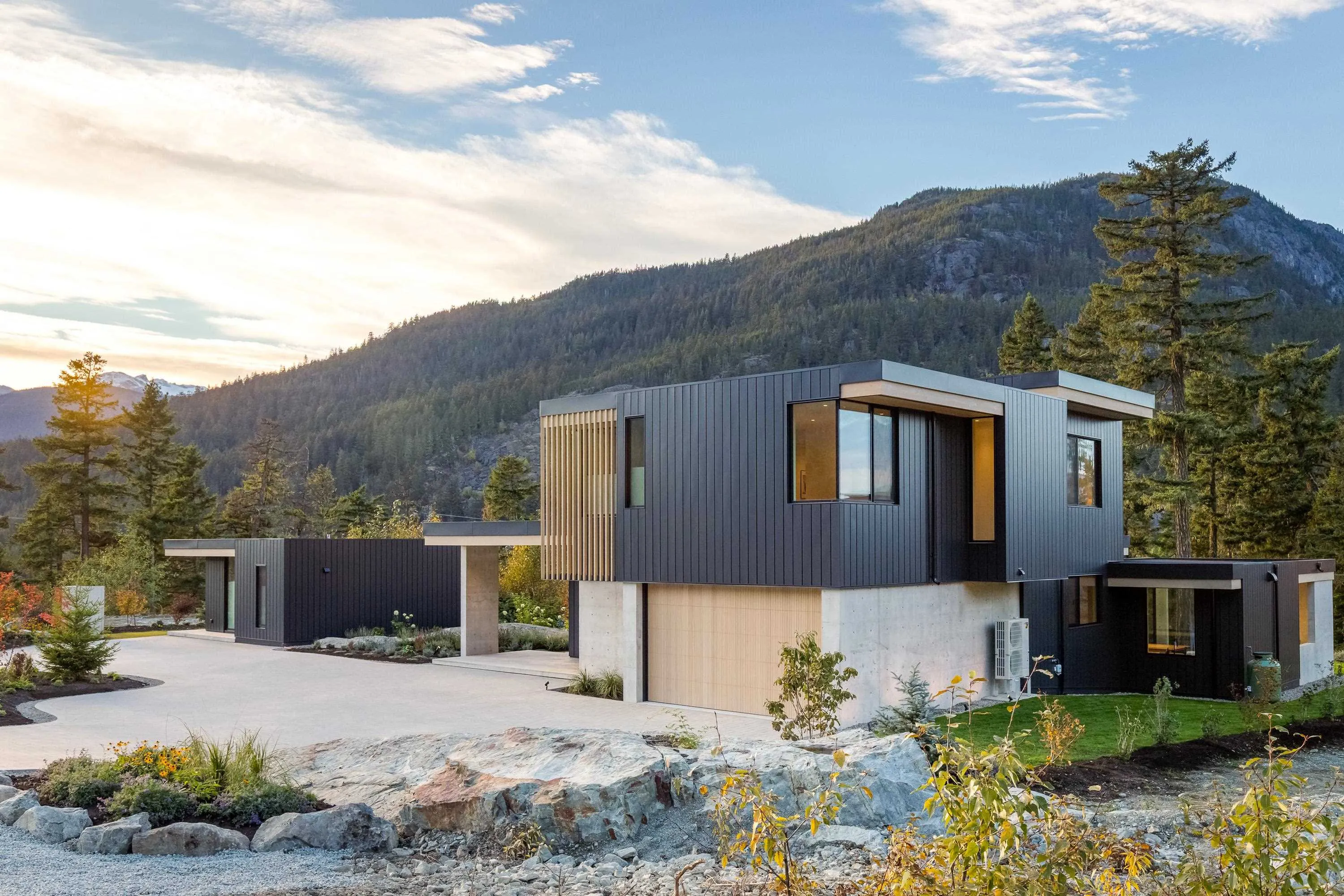 9257 Wedgemount Plateau Drive