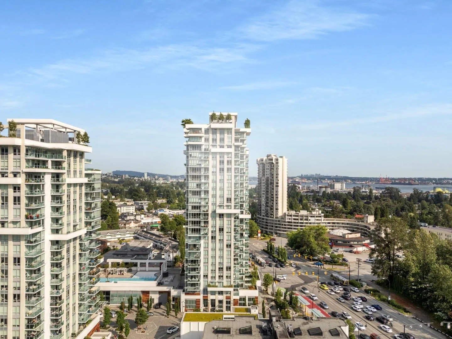 606 1632 Lions Gate Lane