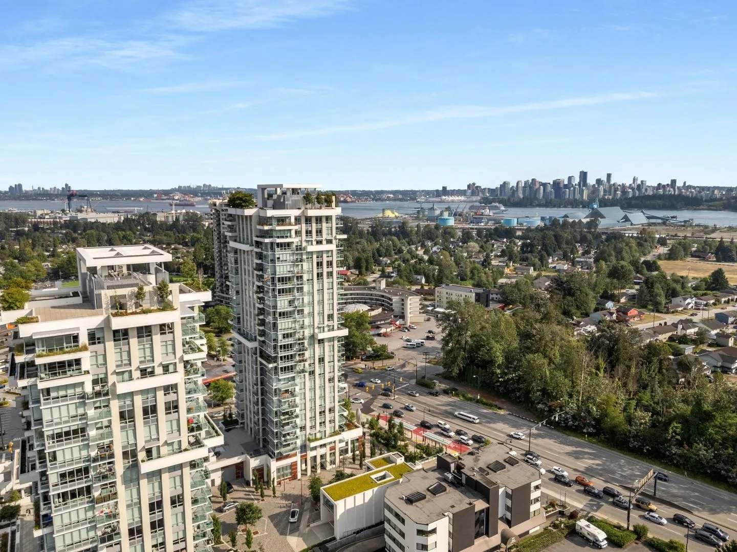 606 1632 Lions Gate Lane