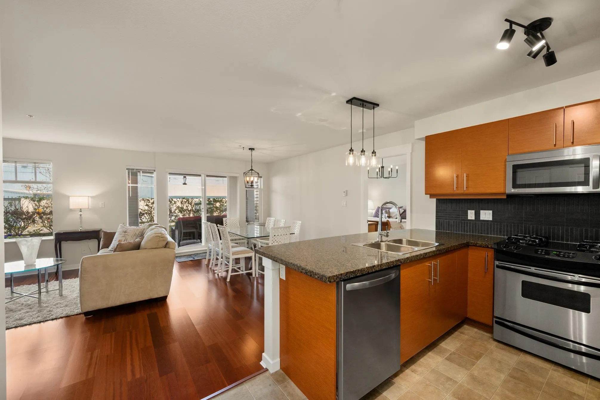 110 1706 56 Street