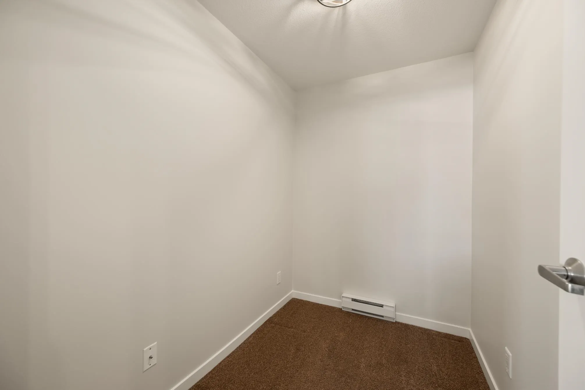 110 1706 56 Street