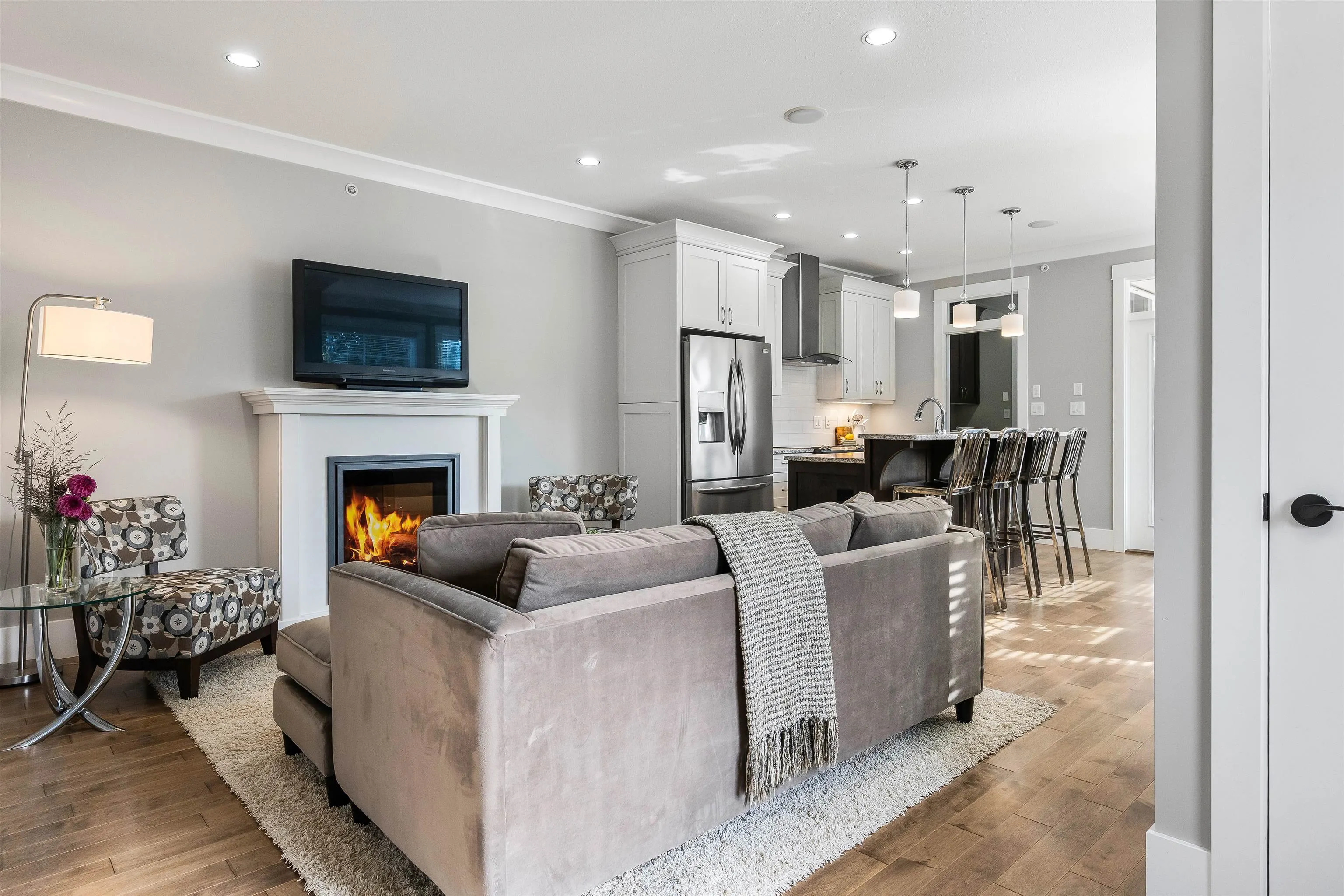 2 45202 Nicomen Crescent