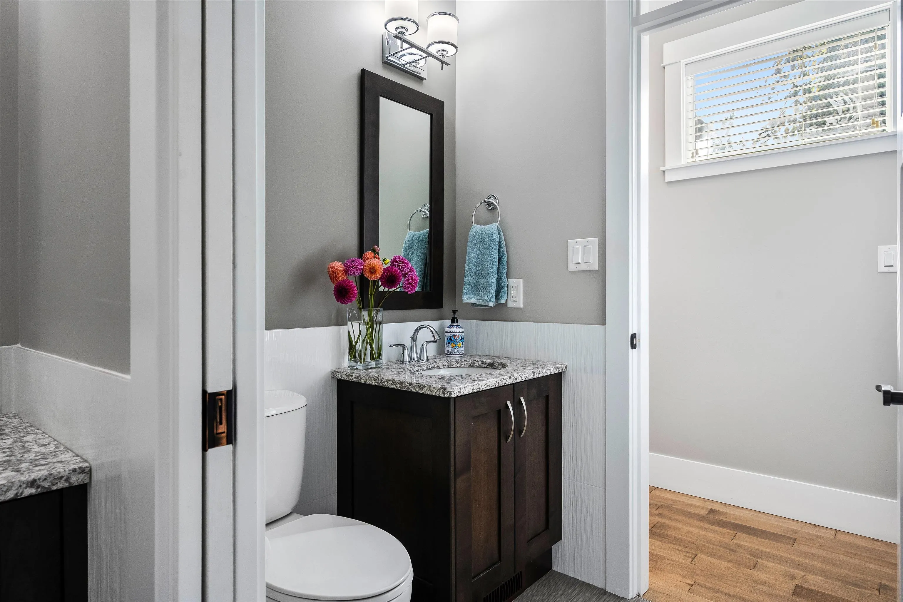 2 45202 Nicomen Crescent