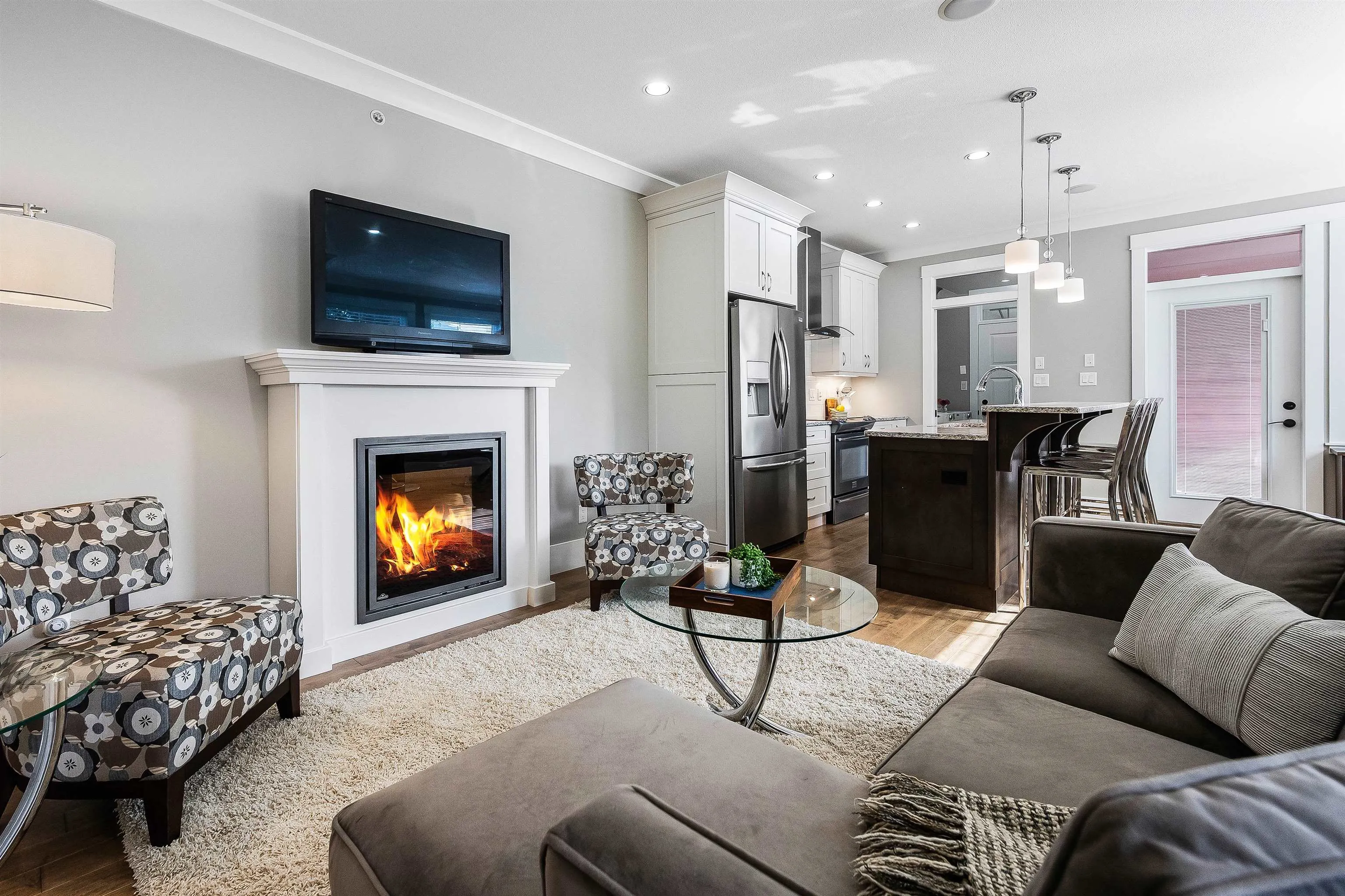 2 45202 Nicomen Crescent