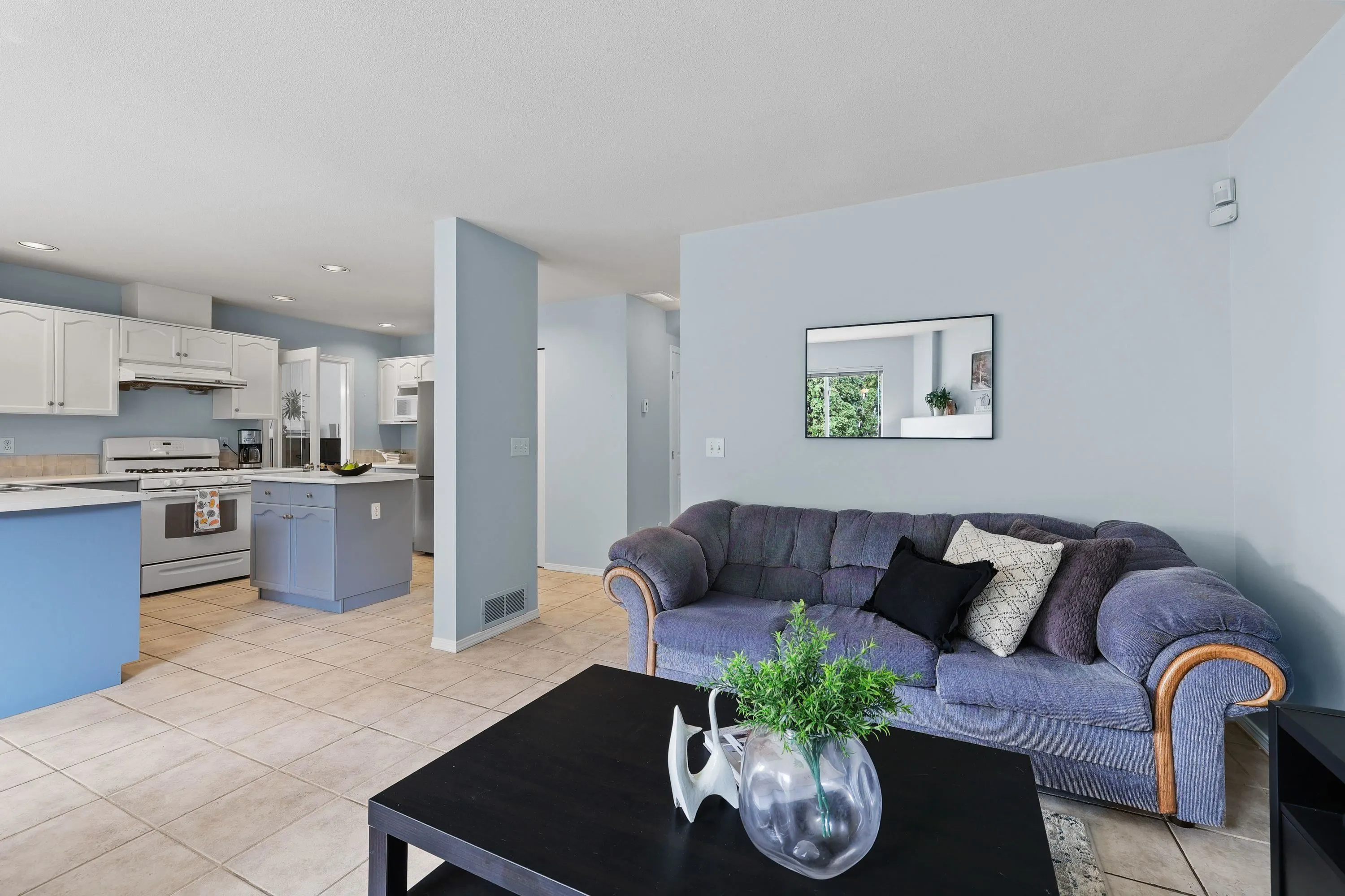 5551 Rowling Place