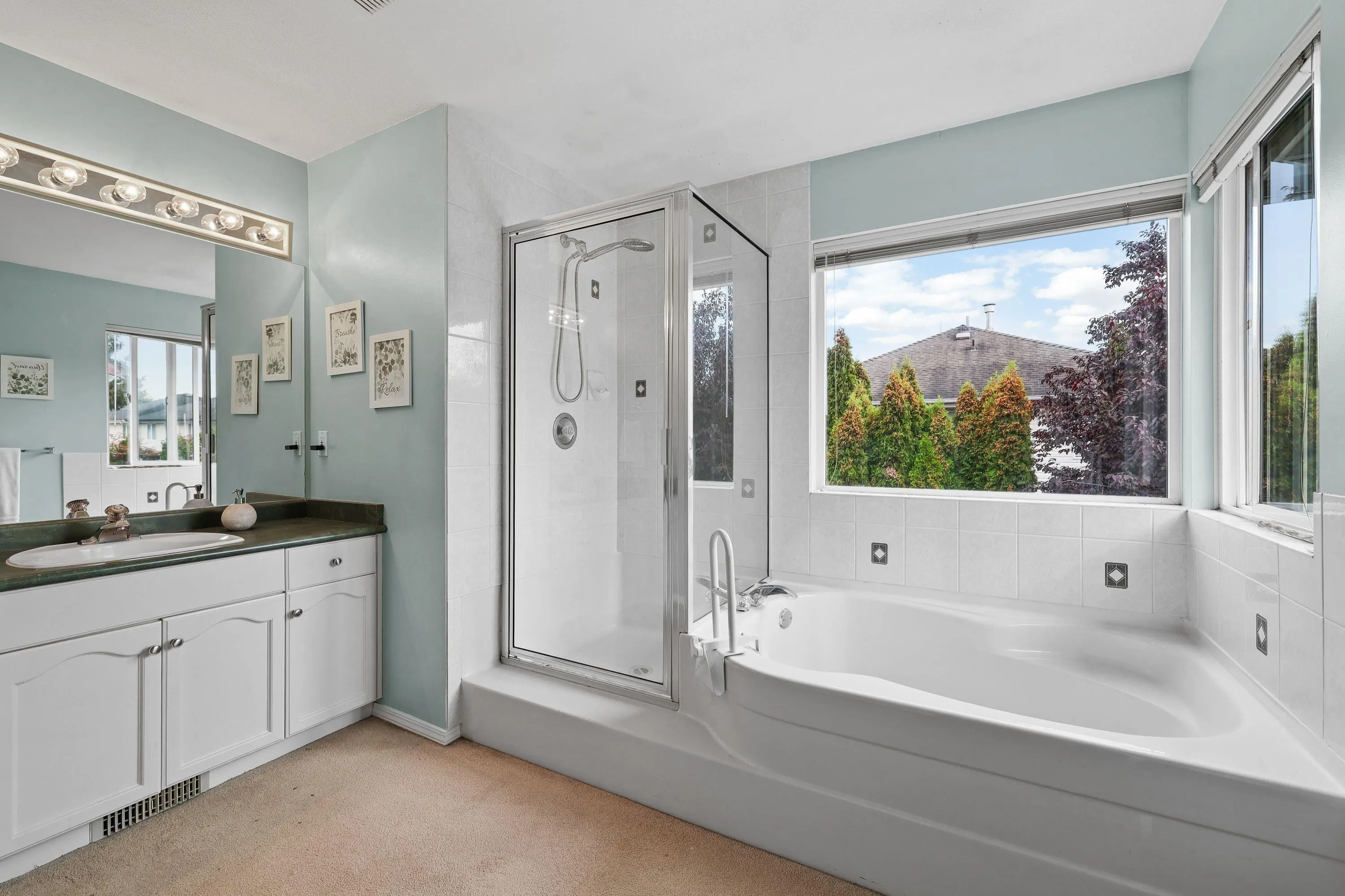5551 Rowling Place