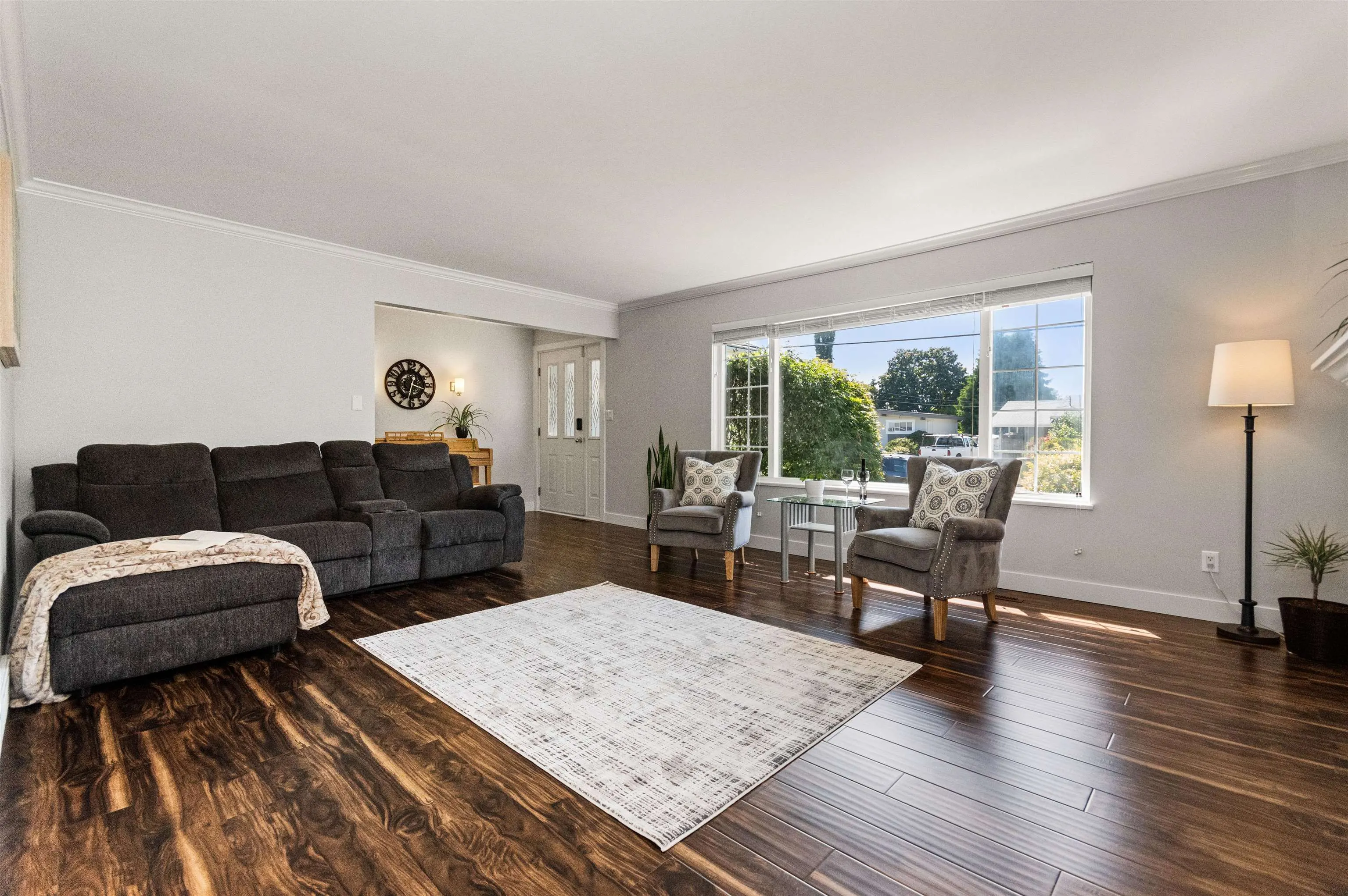 10070 Bonavista Street