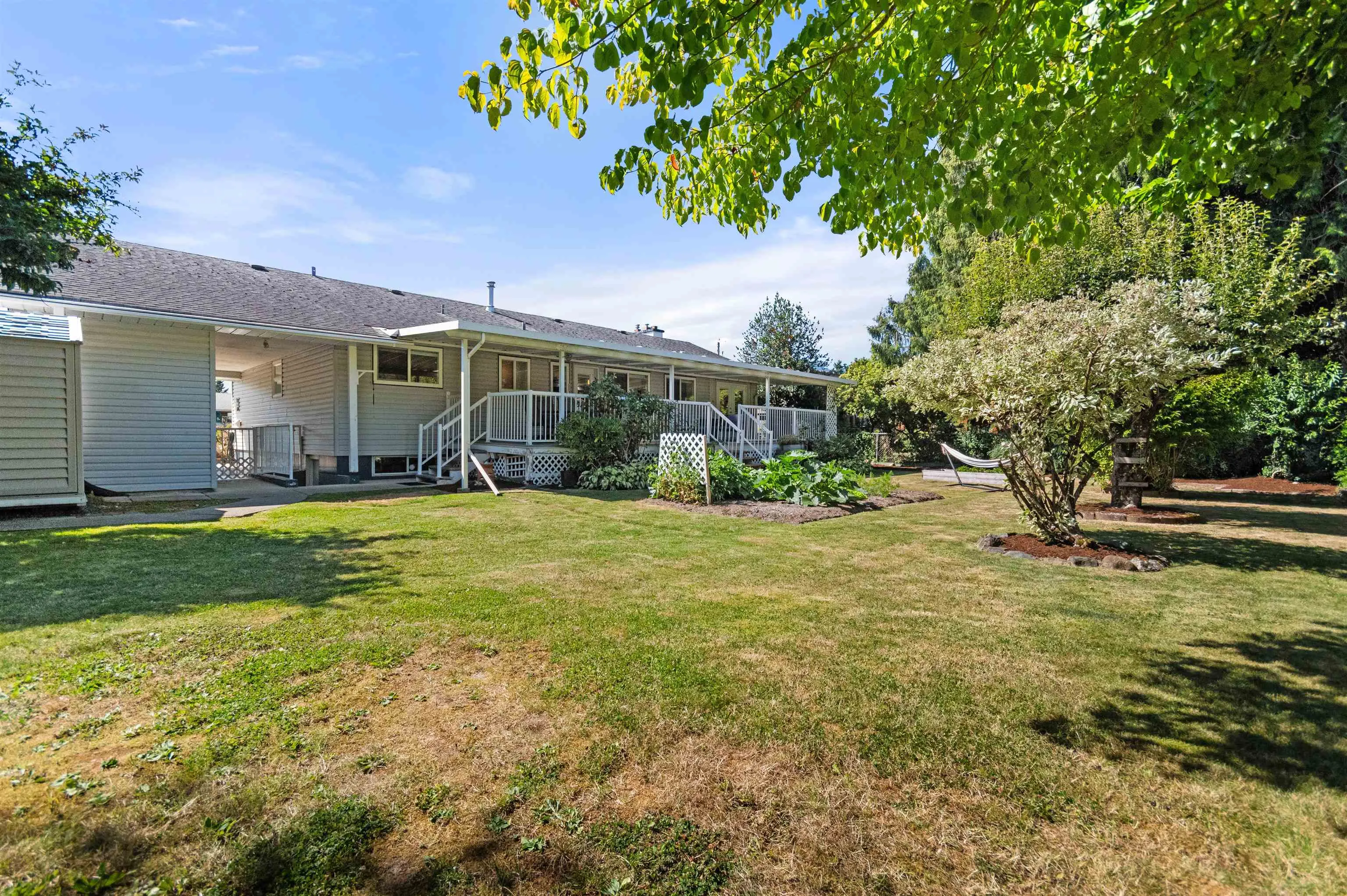 10070 Bonavista Street