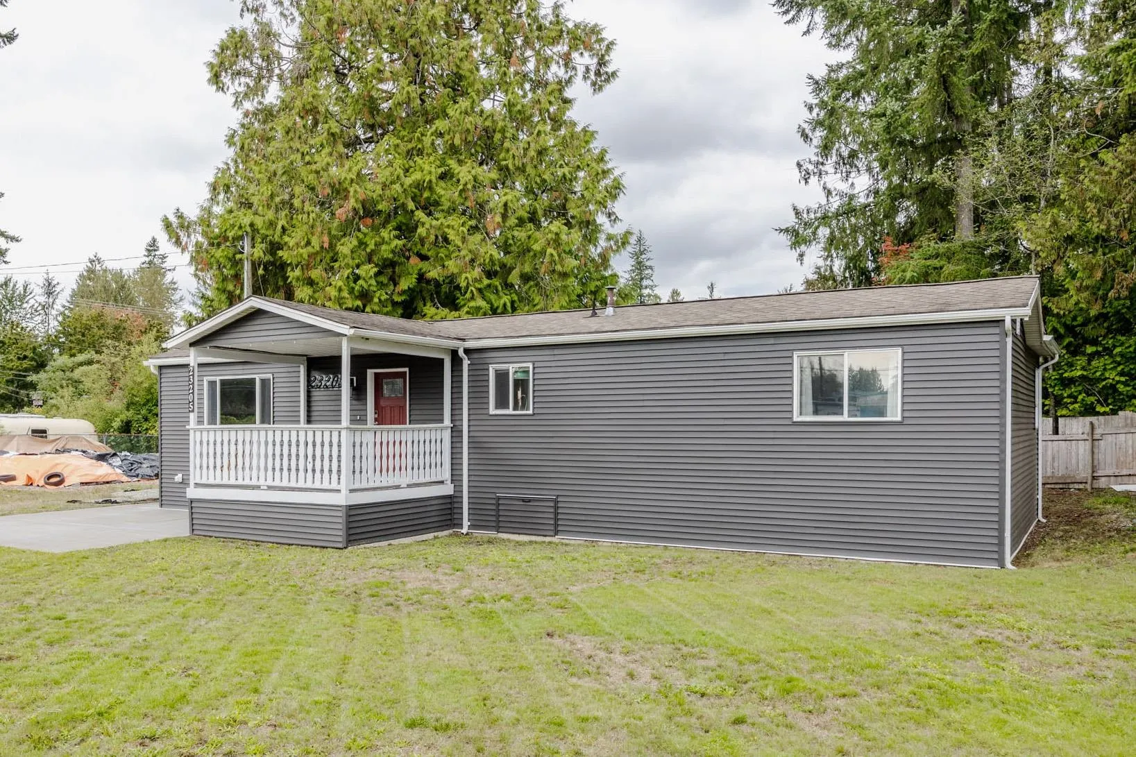 5 23205 Calvin Crescent