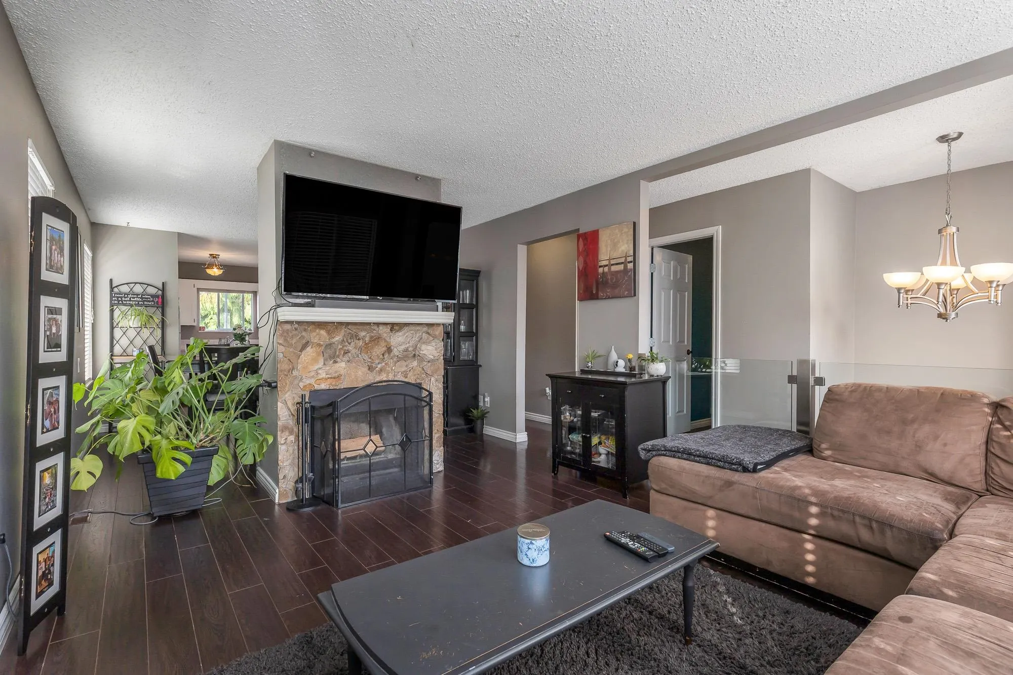 3419 Juniper Crescent