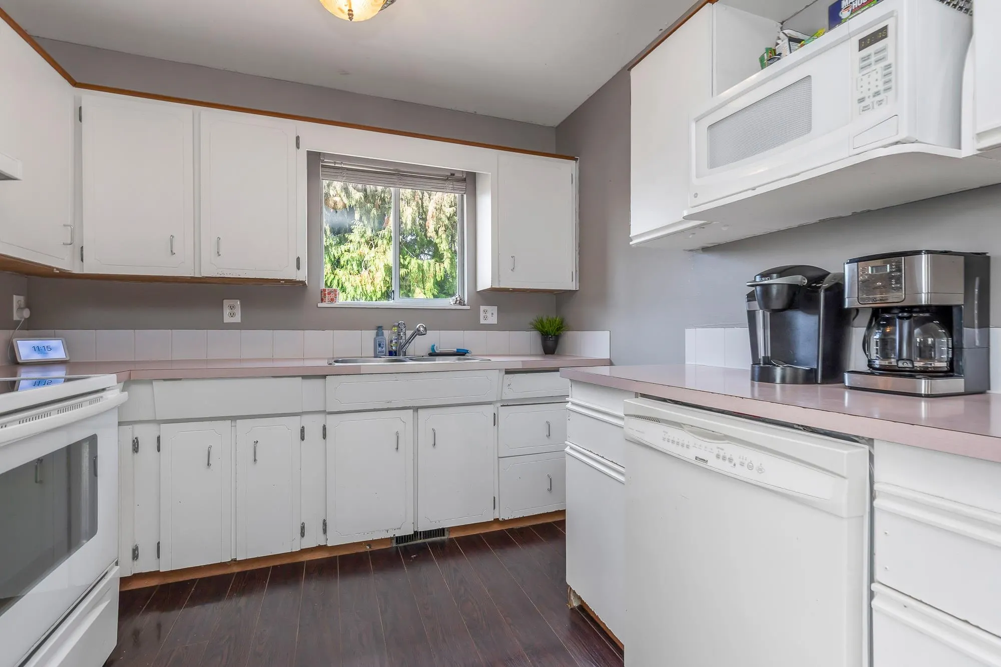 3419 Juniper Crescent