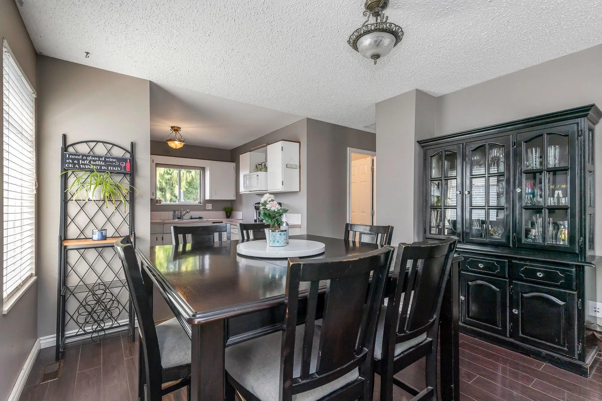 3419 Juniper Crescent