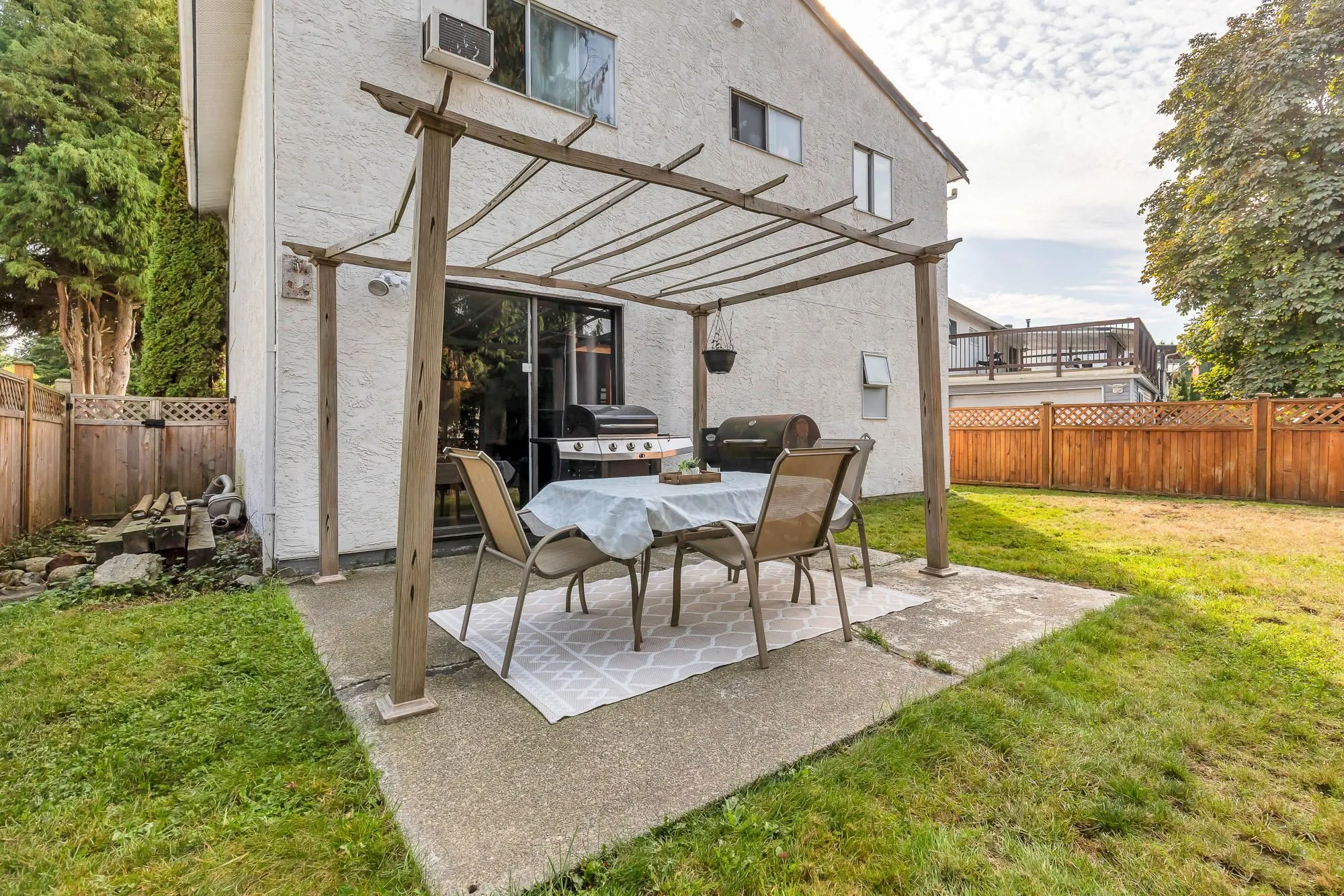 3419 Juniper Crescent
