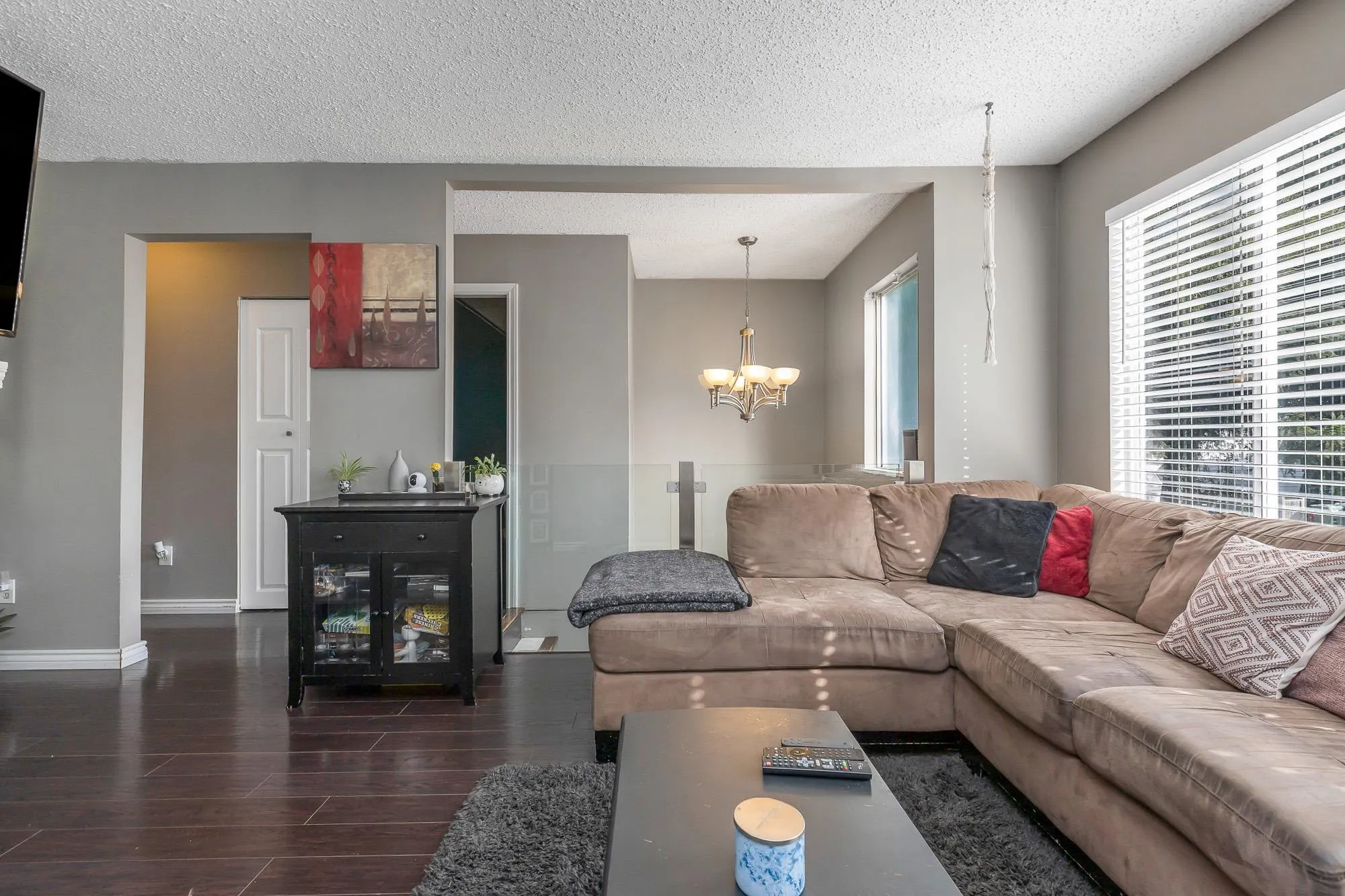 3419 Juniper Crescent