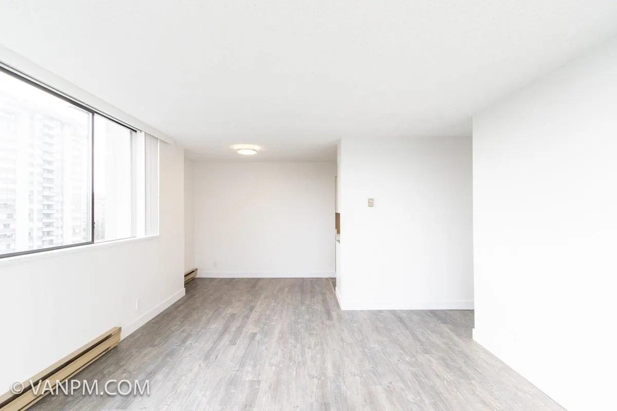17XX 9521 Cardston Court