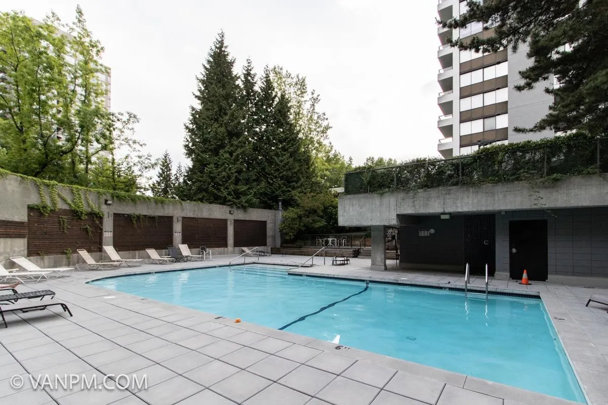 17XX 9521 Cardston Court