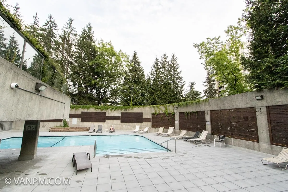 17XX 9521 Cardston Court
