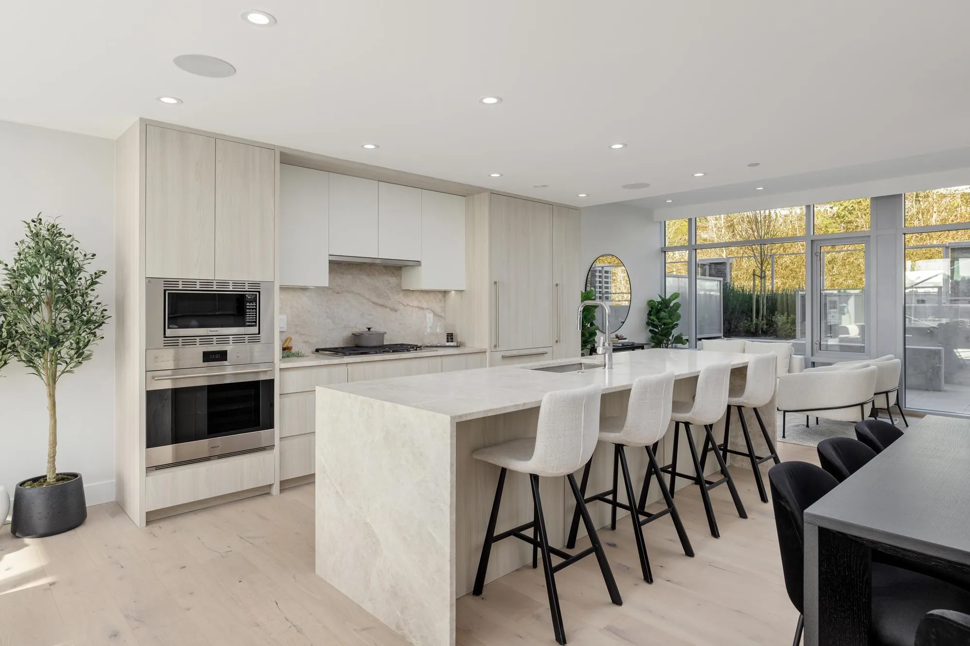 790 Arthur Erickson Place