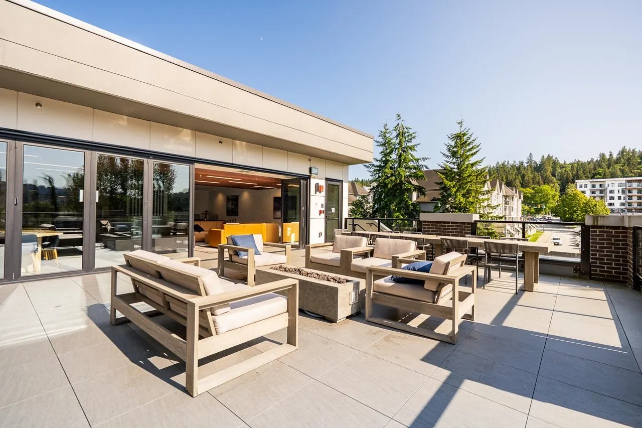 112 55 Klahanie Drive