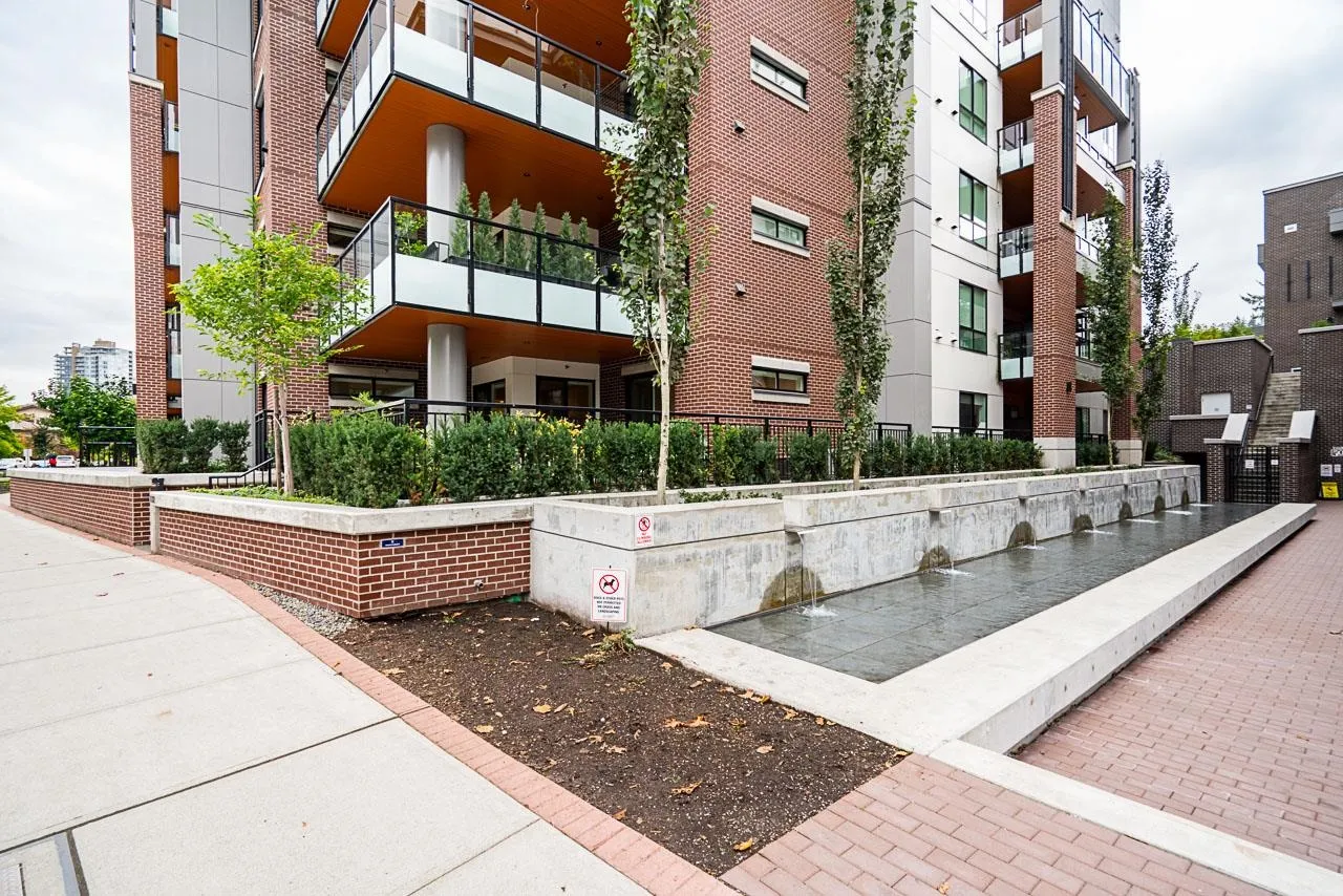 112 55 Klahanie Drive