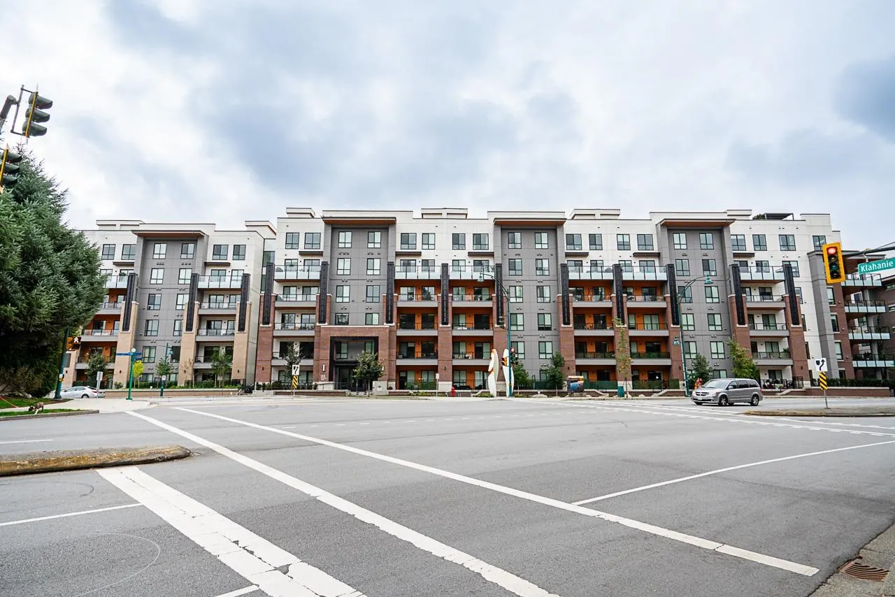 112 55 Klahanie Drive