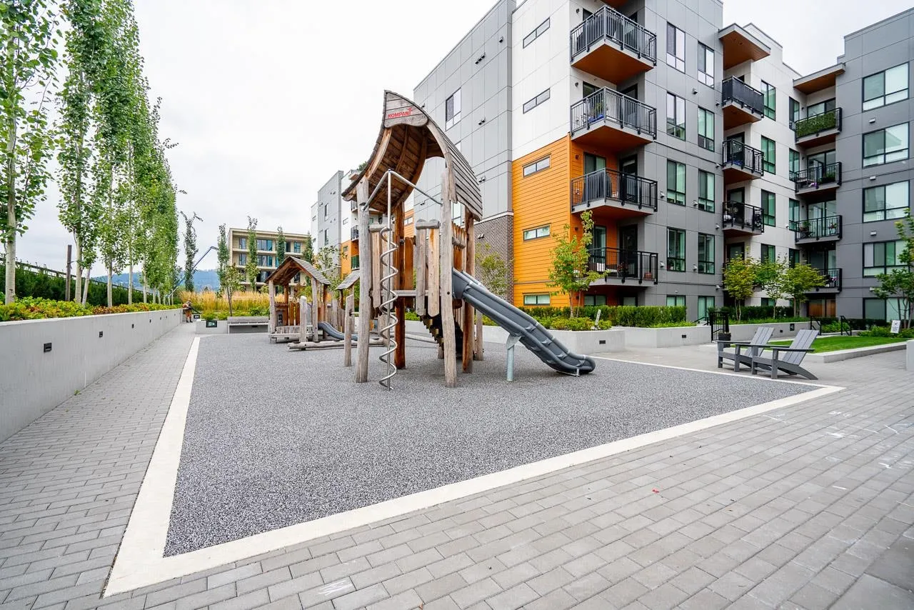 112 55 Klahanie Drive