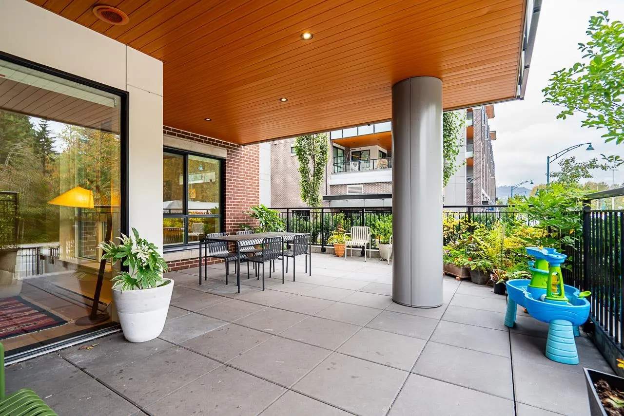 112 55 Klahanie Drive