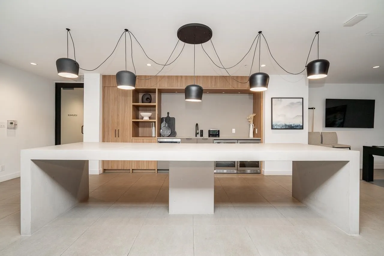 112 55 Klahanie Drive