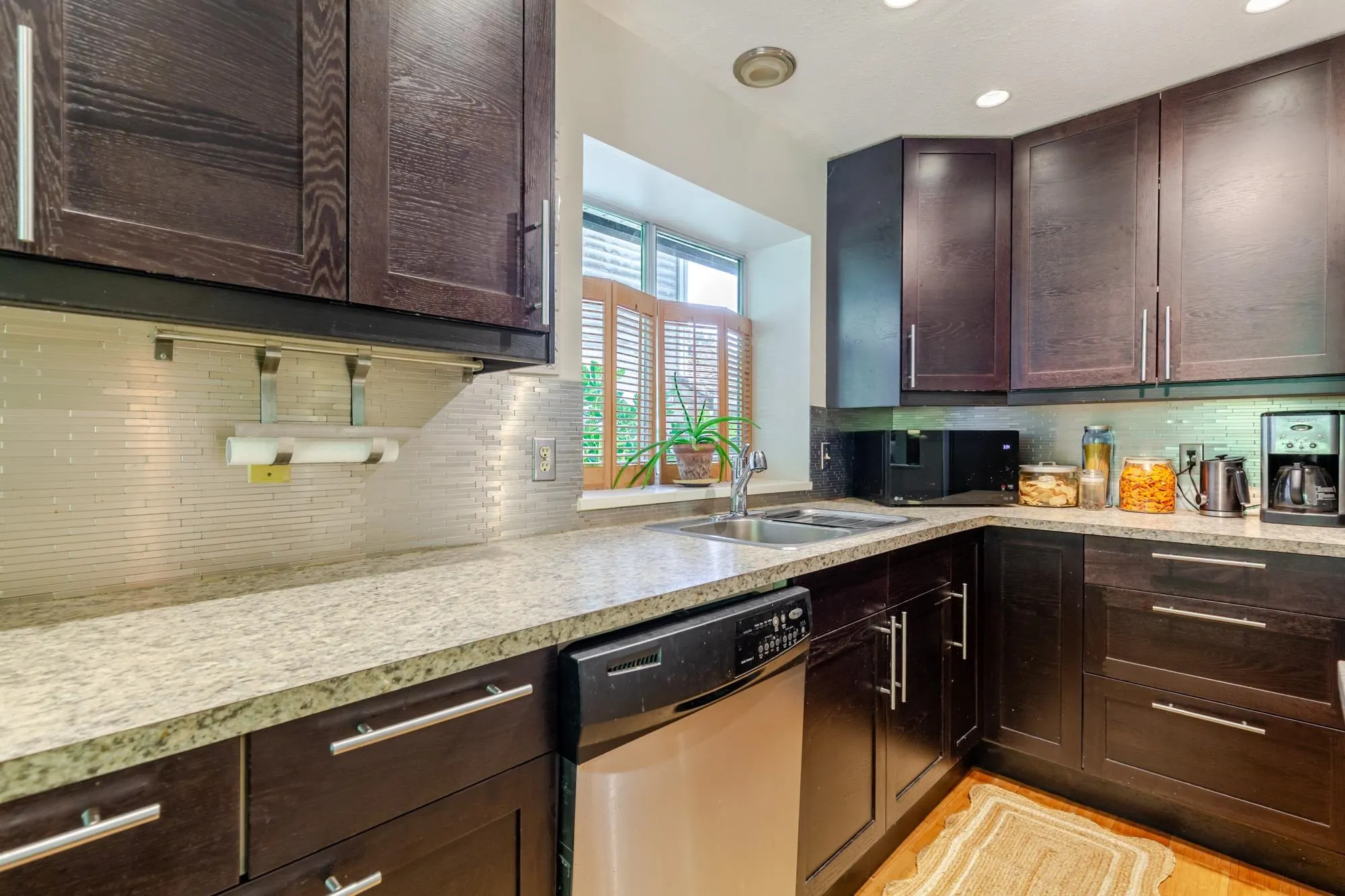22169 River Bend