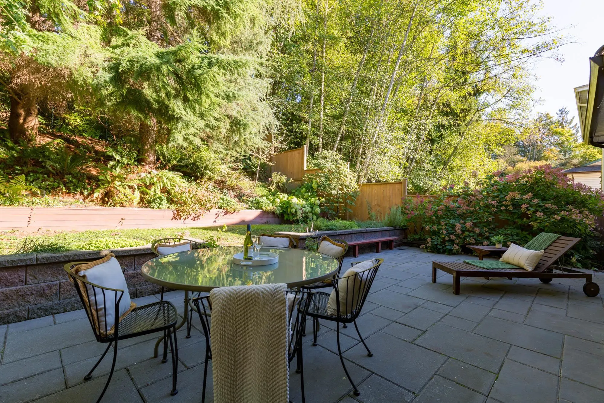 22169 River Bend