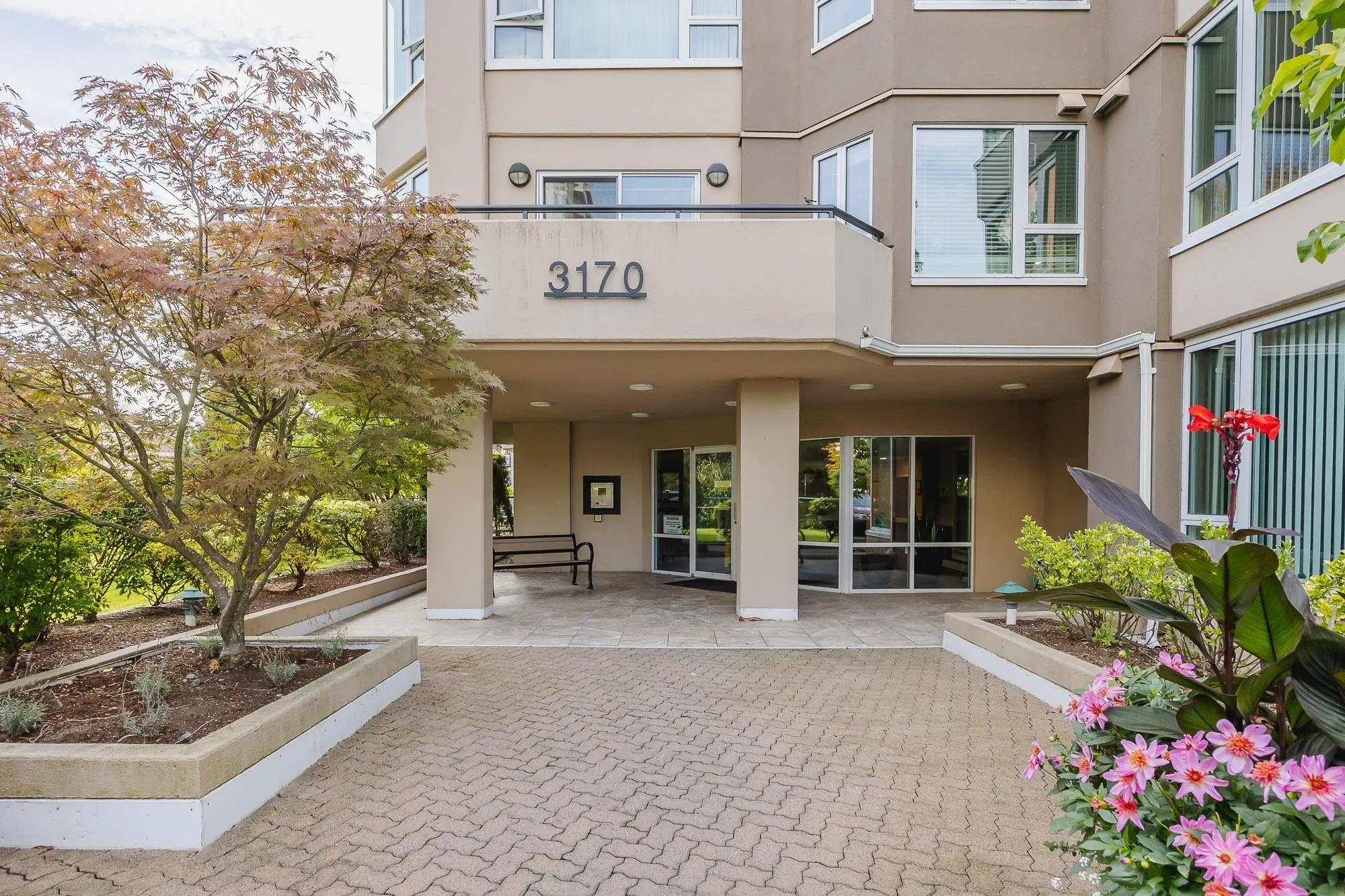 705 3170 Gladwin Road