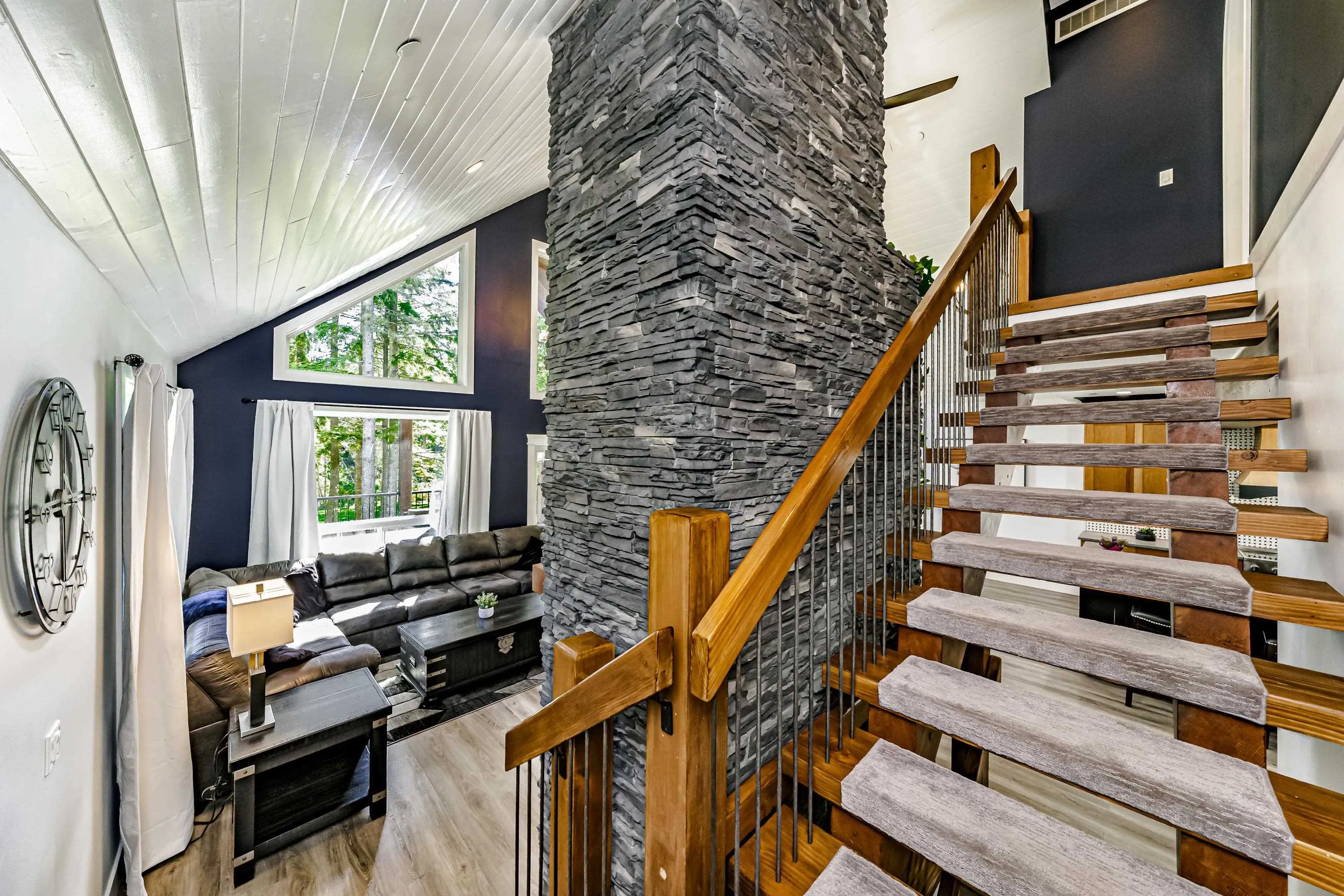 10062 Charlong Terrace