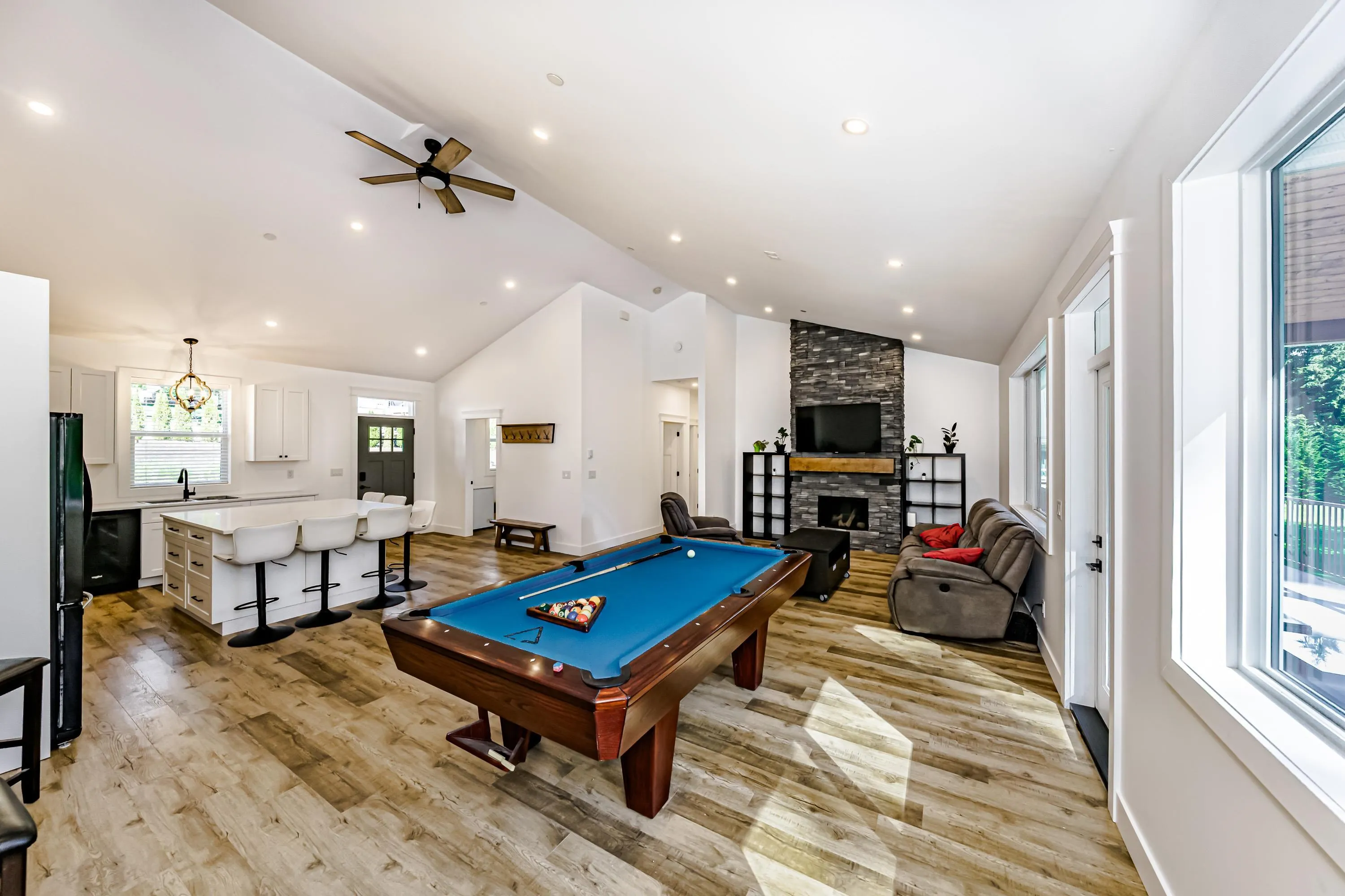10062 Charlong Terrace