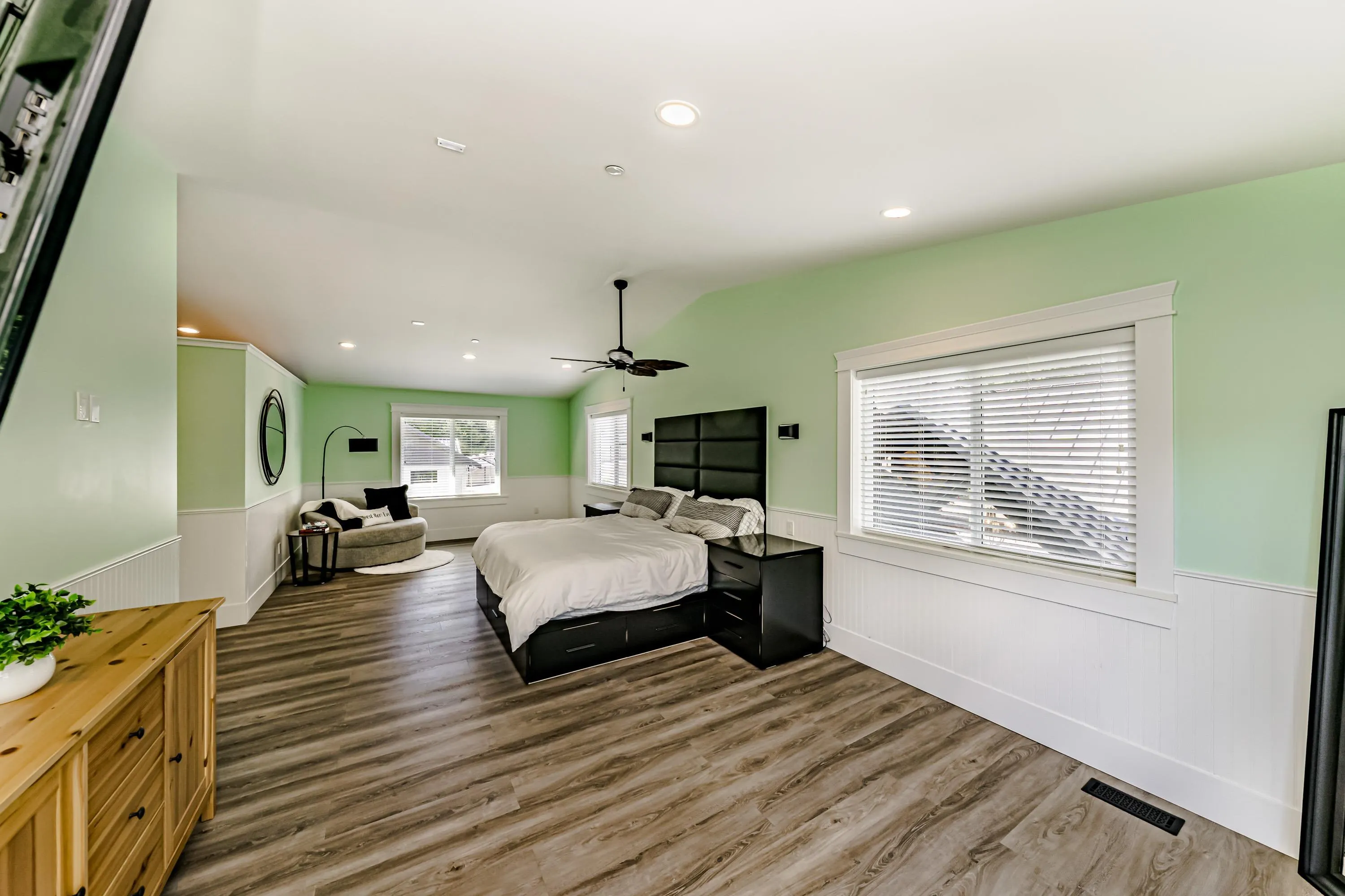 10062 Charlong Terrace