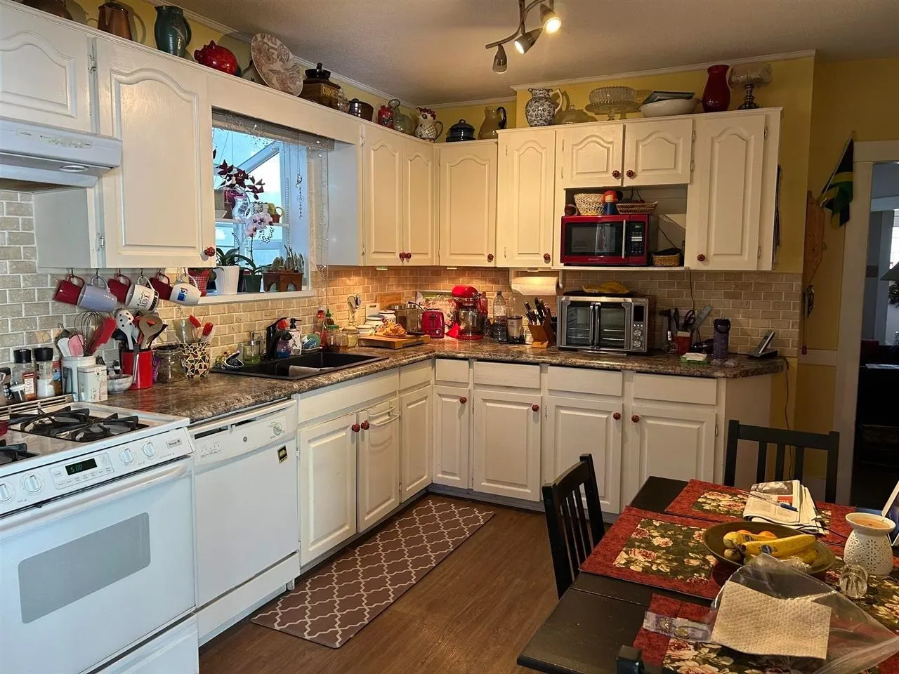 3474 Franklin Street