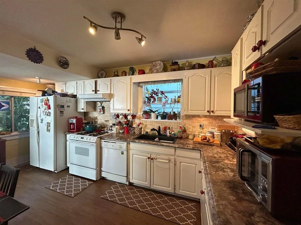 3474 Franklin Street