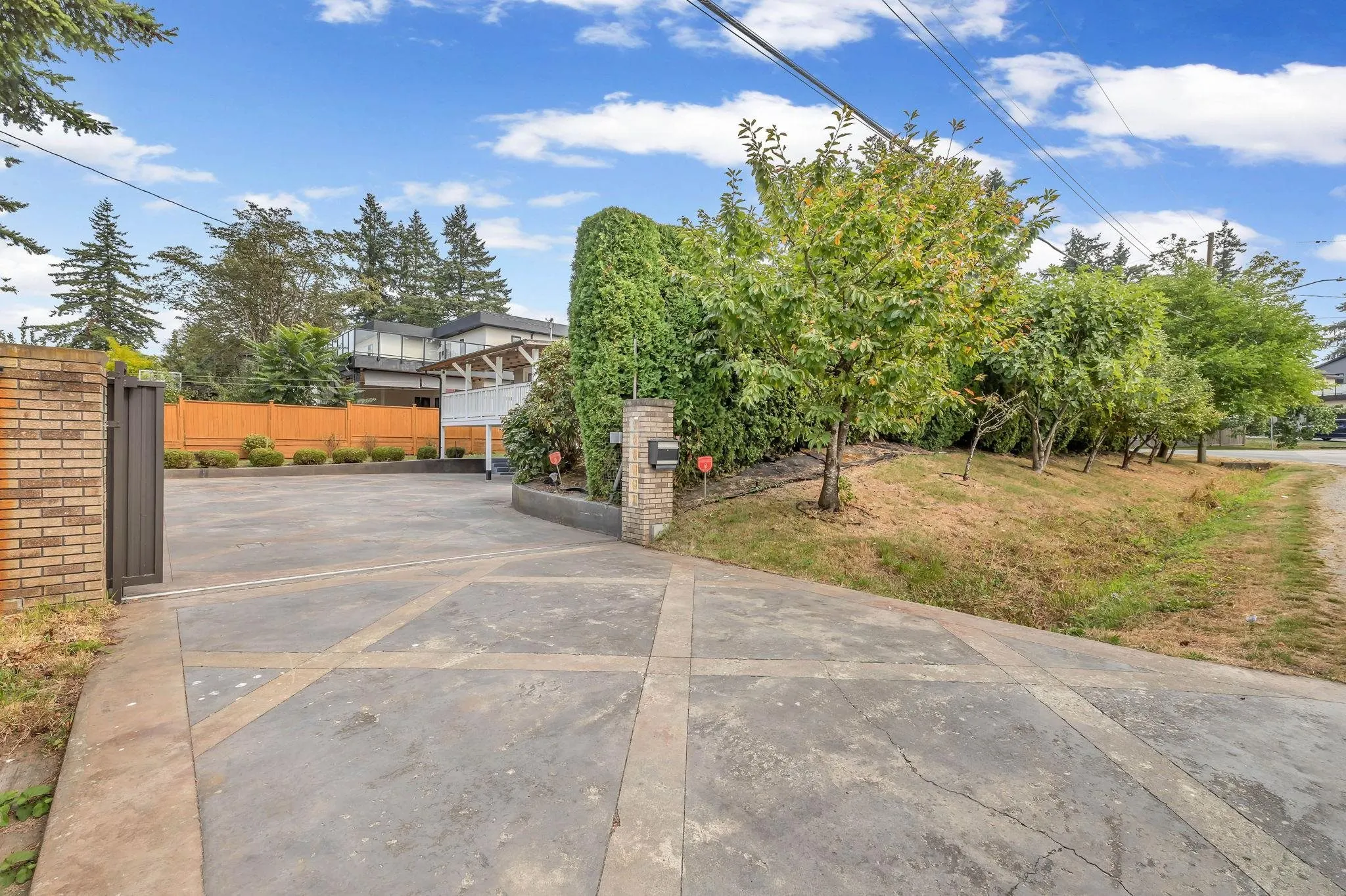 14033 Douglas Road