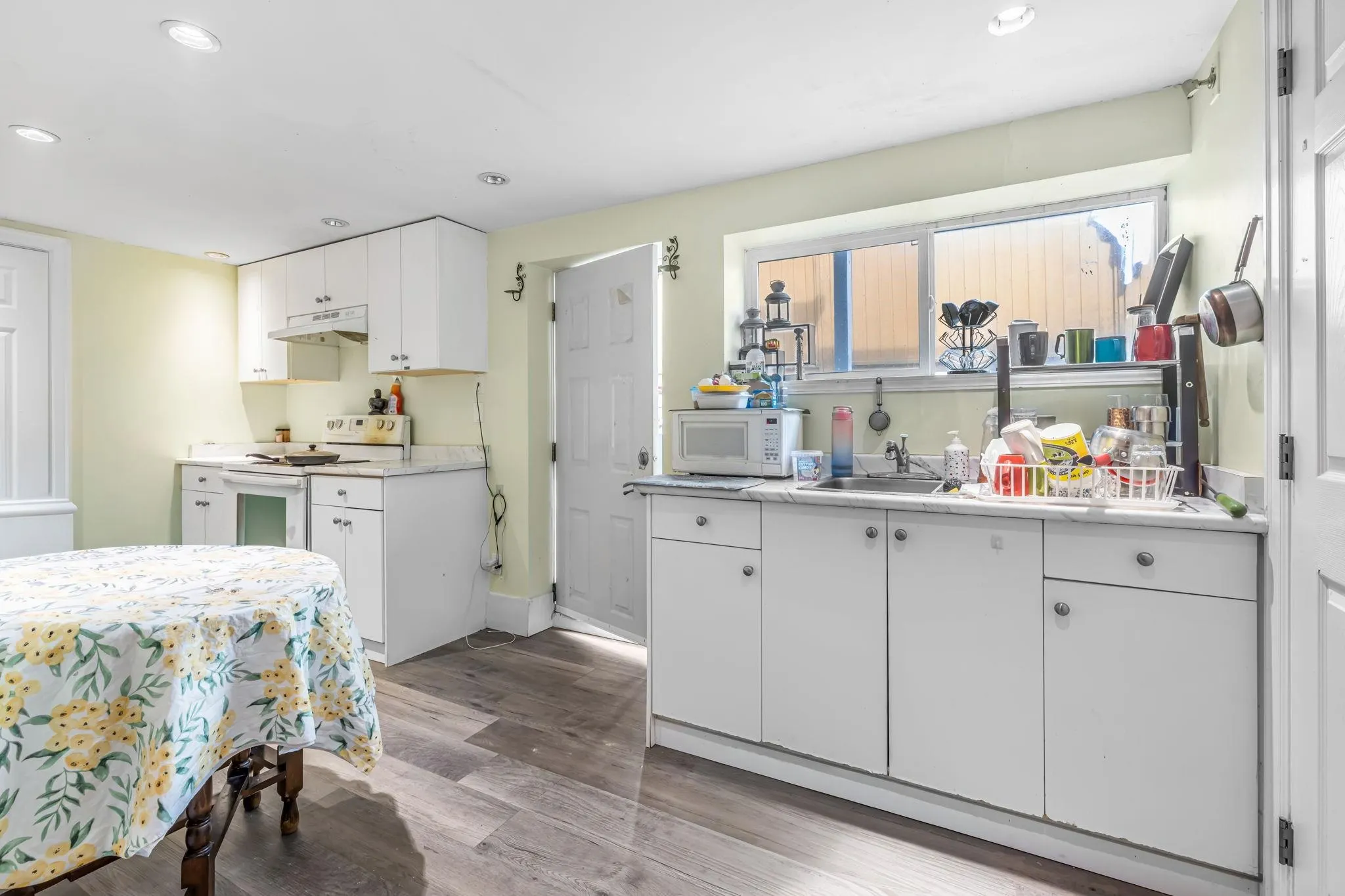 14033 Douglas Road