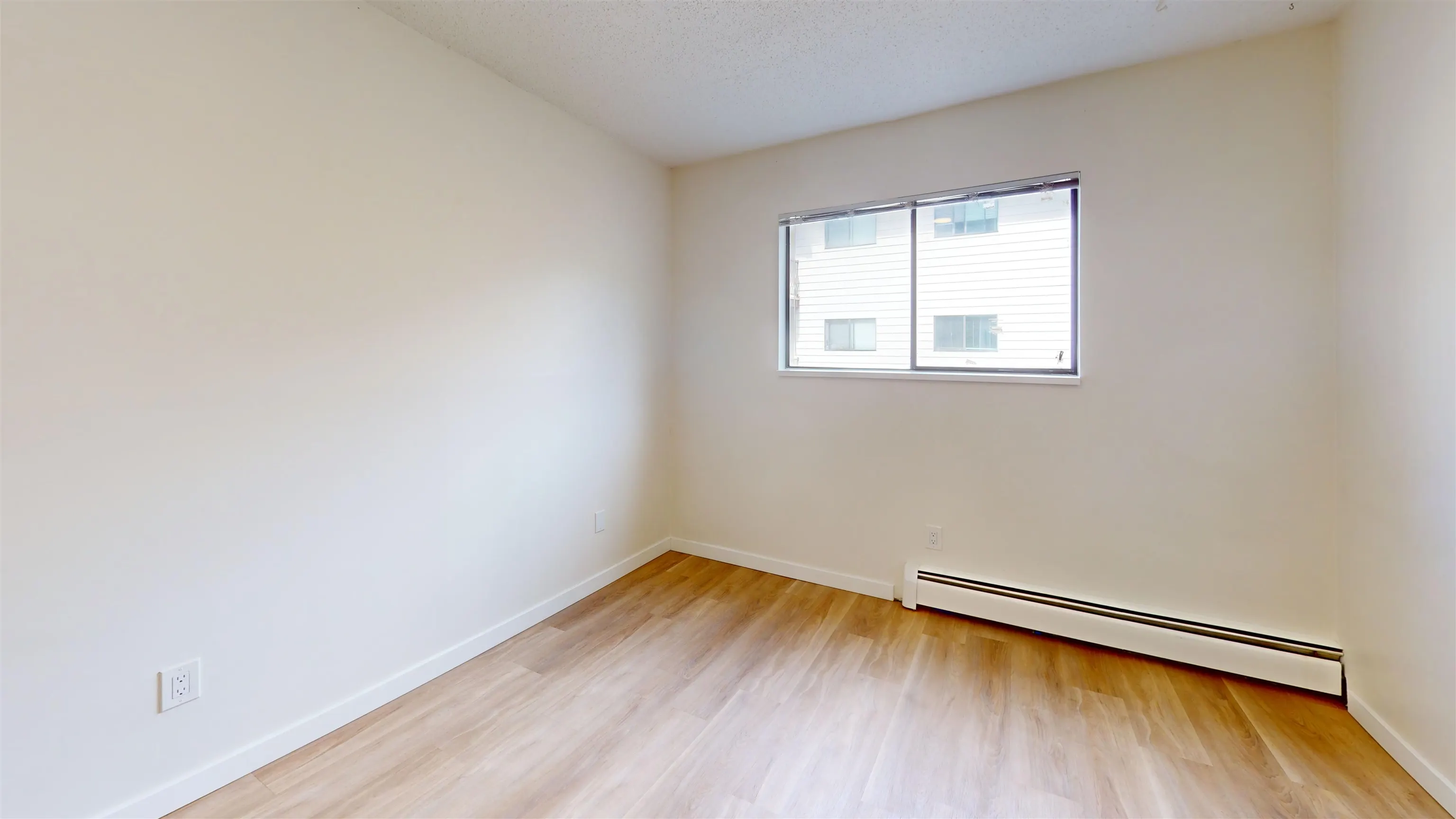 205 45749 Spadina Avenue