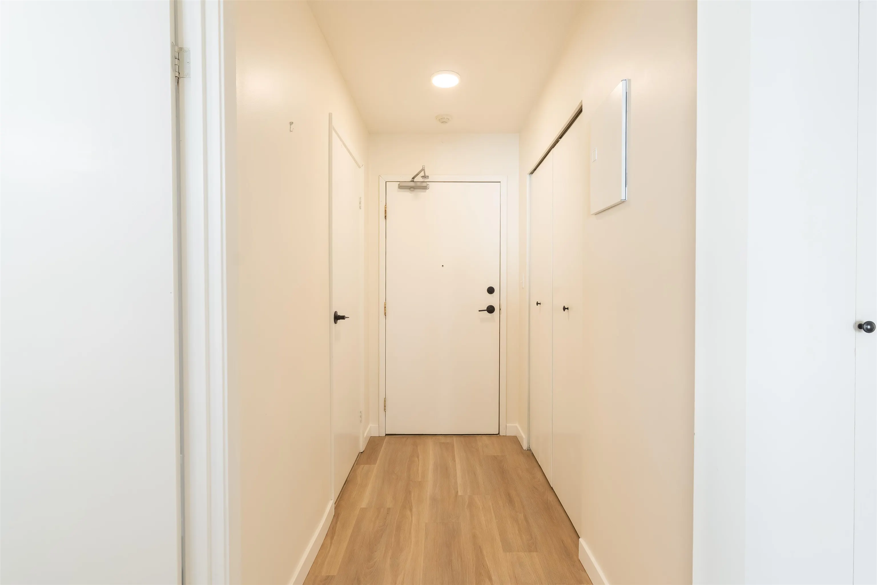 205 45749 Spadina Avenue